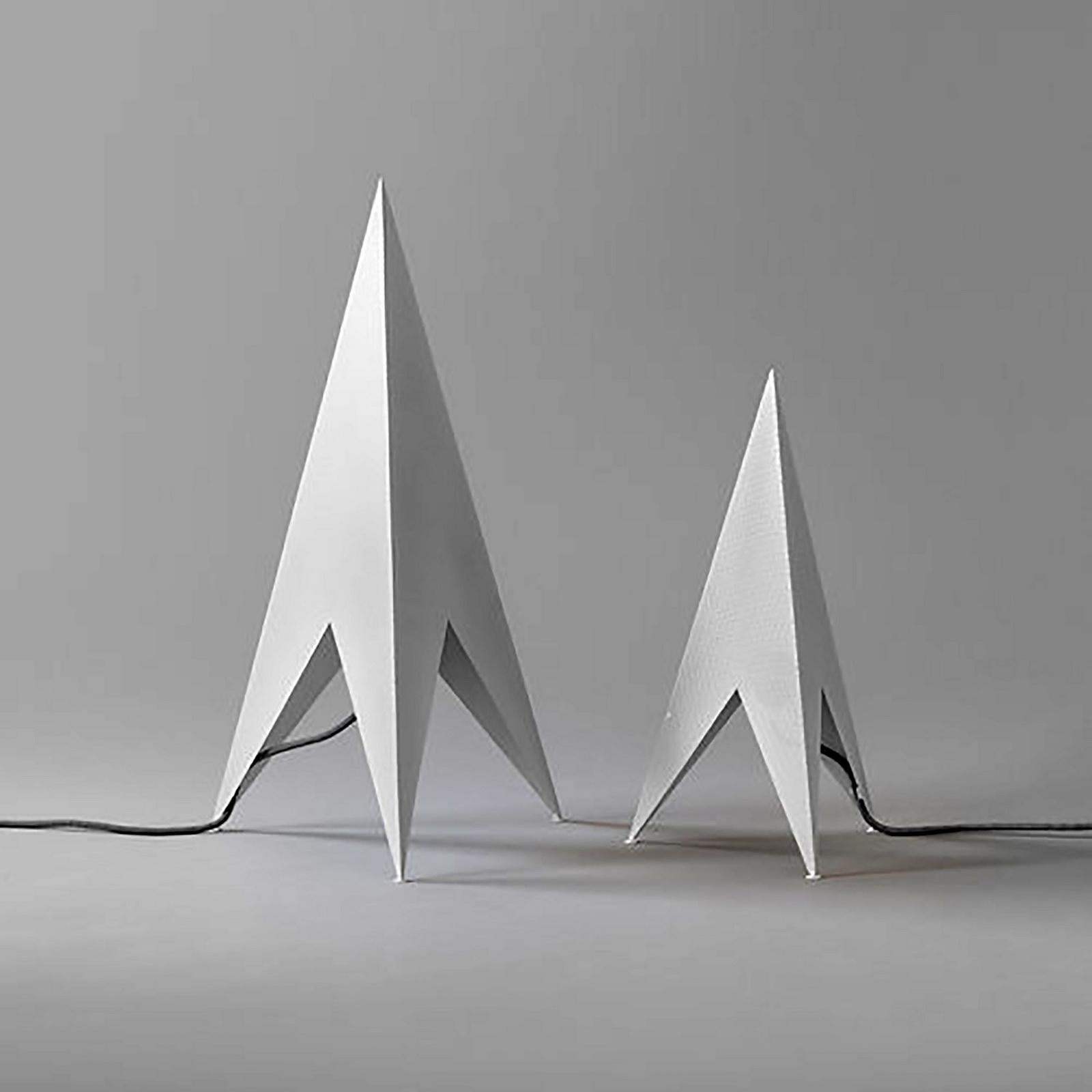 Elegant shape, the Rocket lamp was designed by Jangir Maddadi for Royal Design, Sweden, 2013.
This is the larger version and another two smaller pieces (20 in) are available; check our other listings.
Produced in a limited edition, nowadays, it is