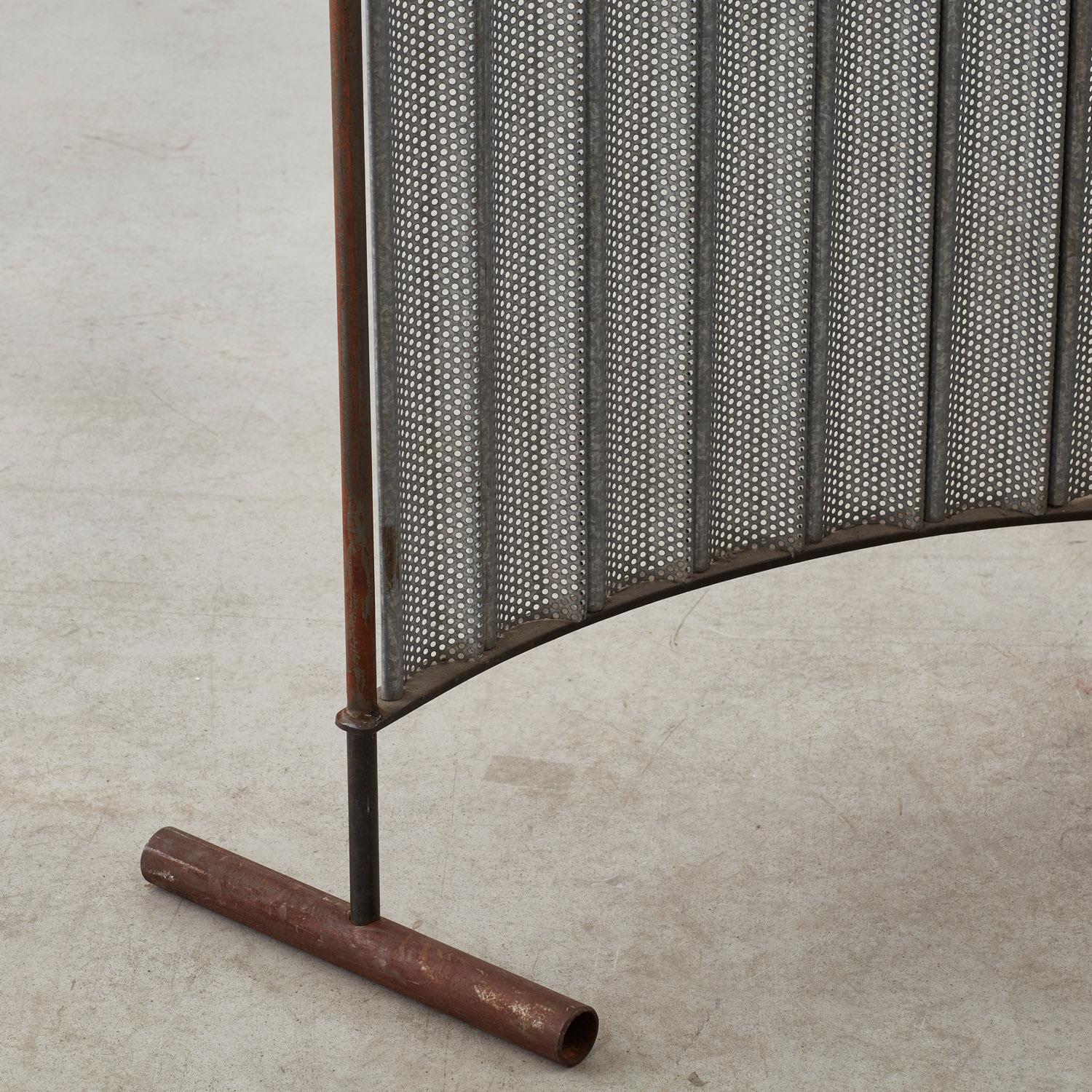 Steel Perforated steel pivoting screen - UK, 20th Century For Sale