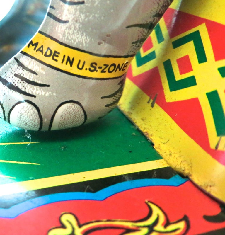 Brinquedo Elephant Wind Up Em Triciclo, Estanho, Ferro Retrô