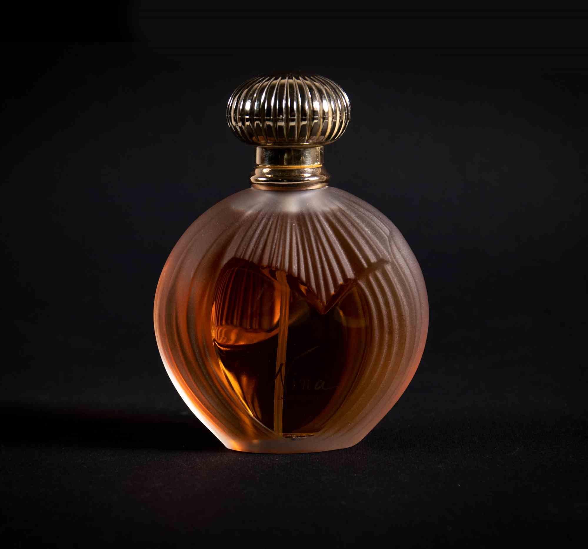 Flacon de parfum réalisé par Lalique France pour Nina Ricci en 1987.

Excellent état.
