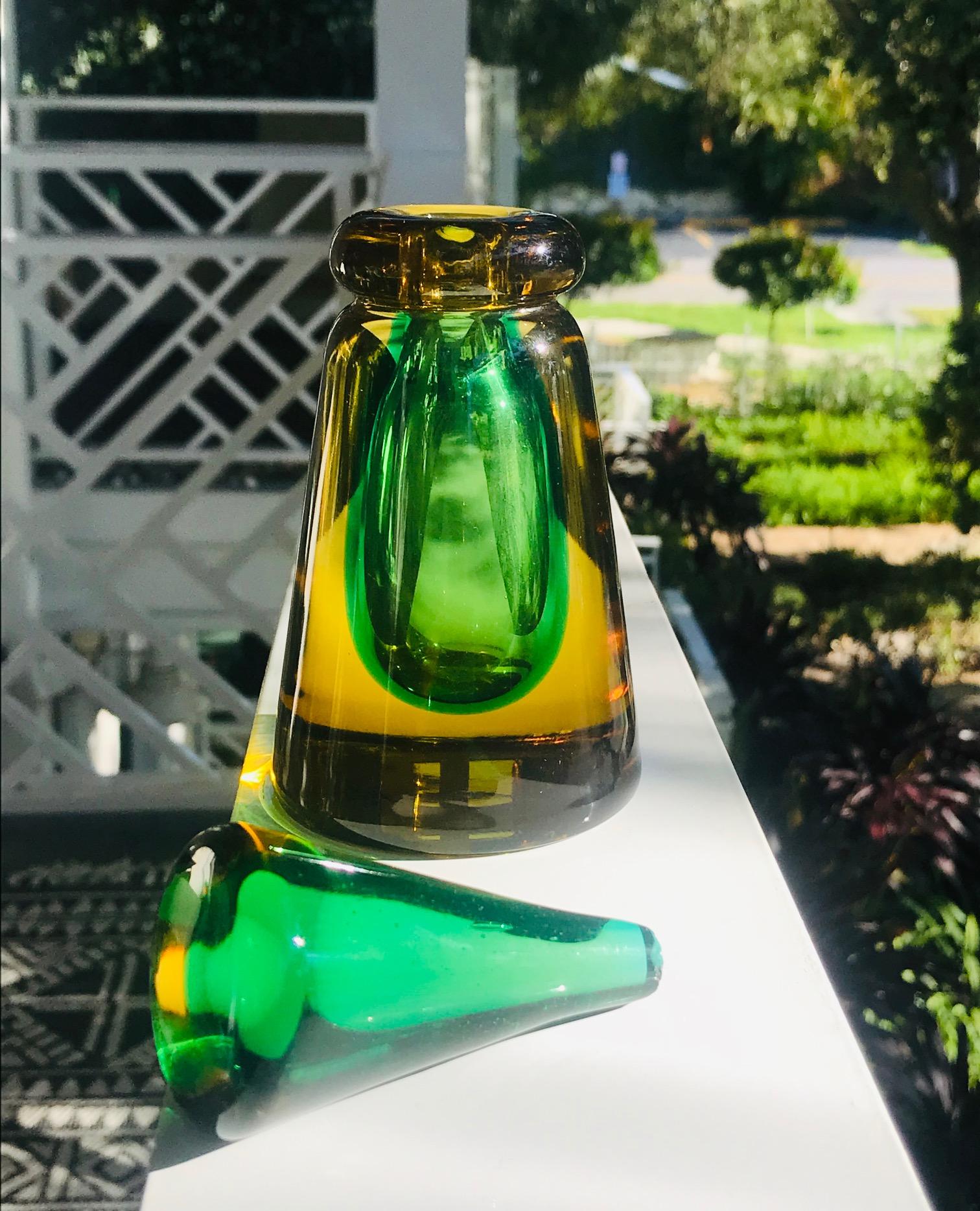 Teardrop Perfume Bottle in Green and Yellow Murano Glass by Flavio Poli, c. 1960 2