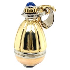 Vintage Perfume Bottle with Lapis Lazuli in 18 Karat Yellow Gold 