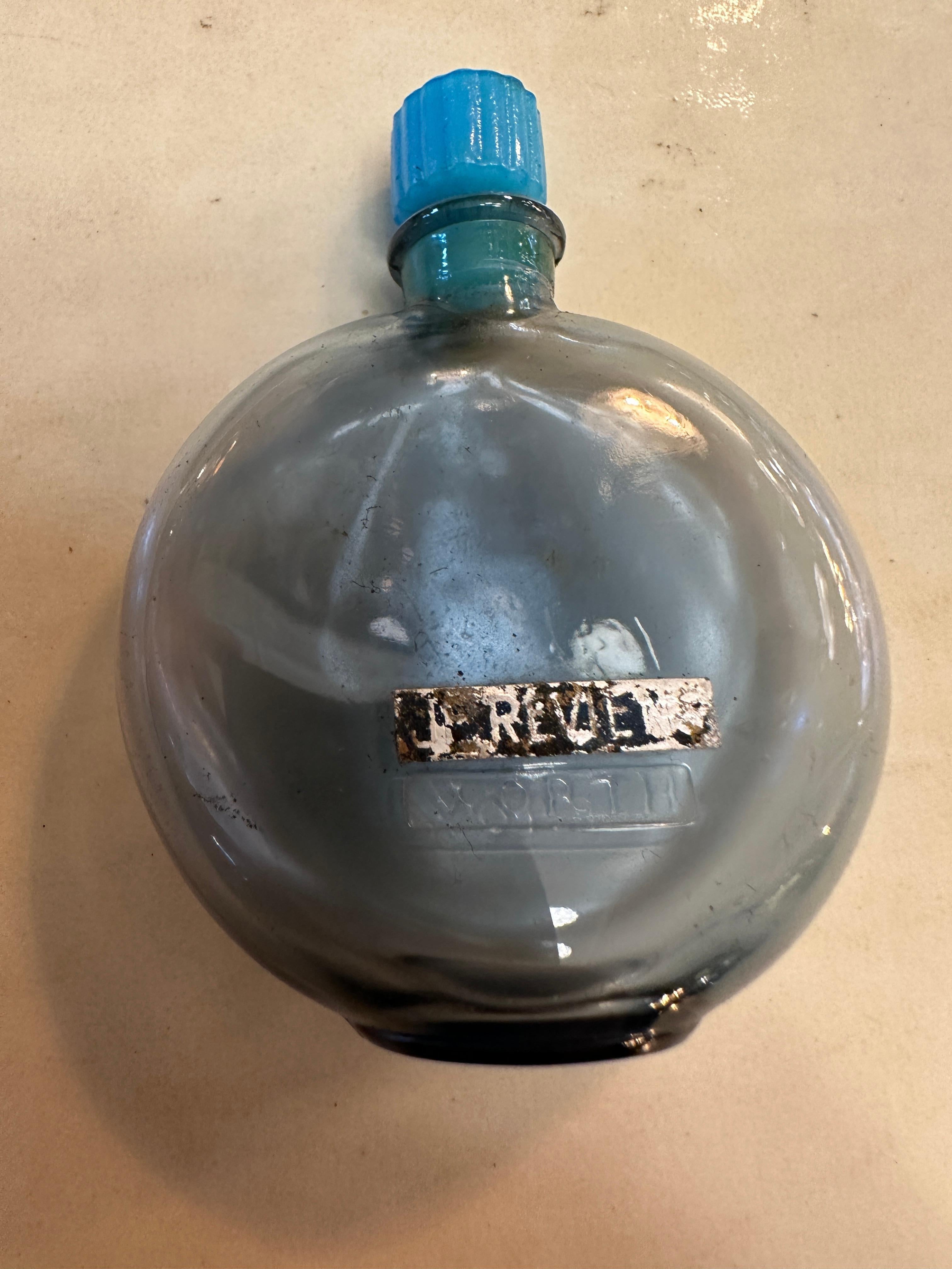 Art Glass Perfume bottle Worth Paris- Made in France Lalique, Je Reviens, Style Art Deco For Sale