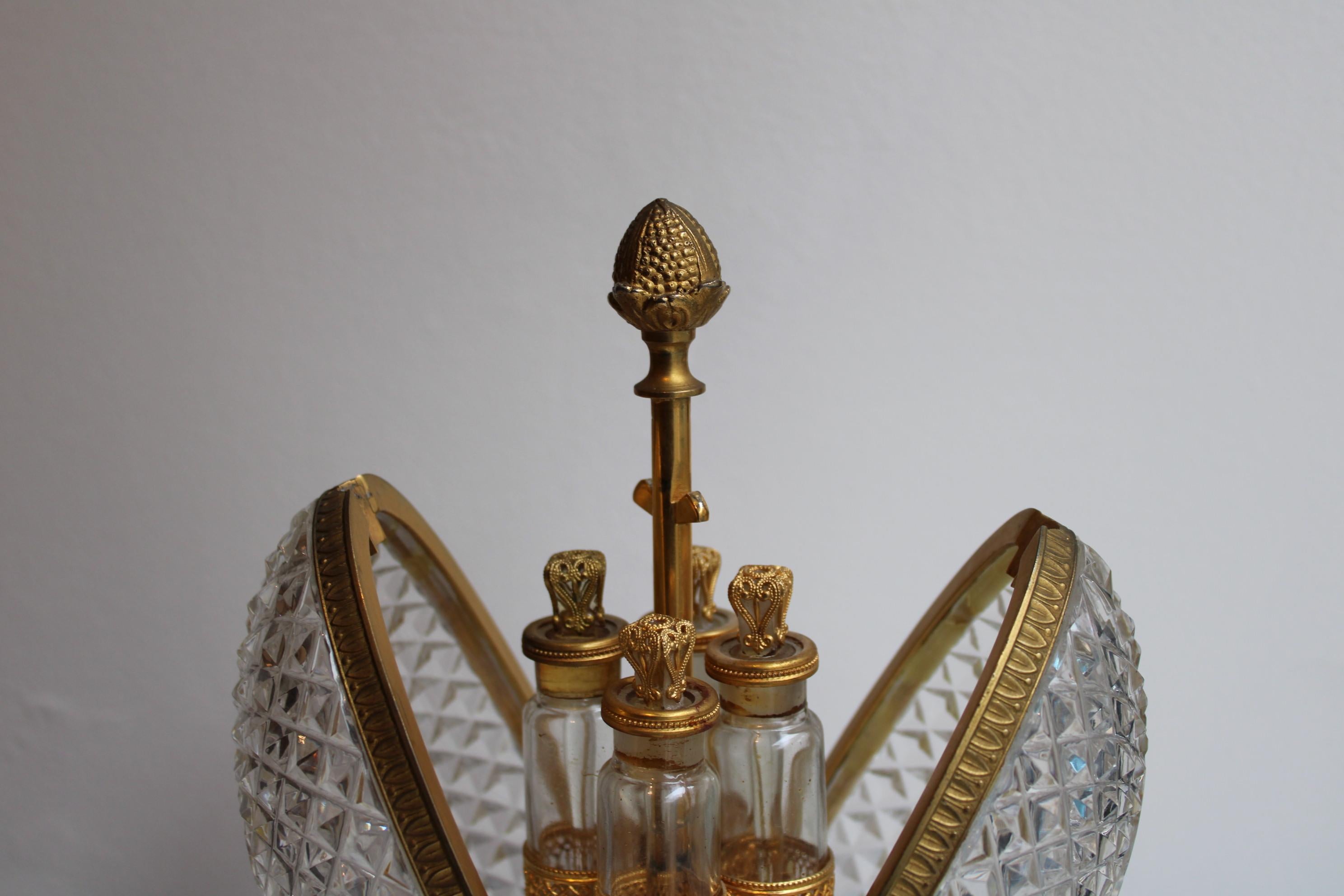 European Perfume Box, in Crystal and Gilded Brass, 20th Century For Sale