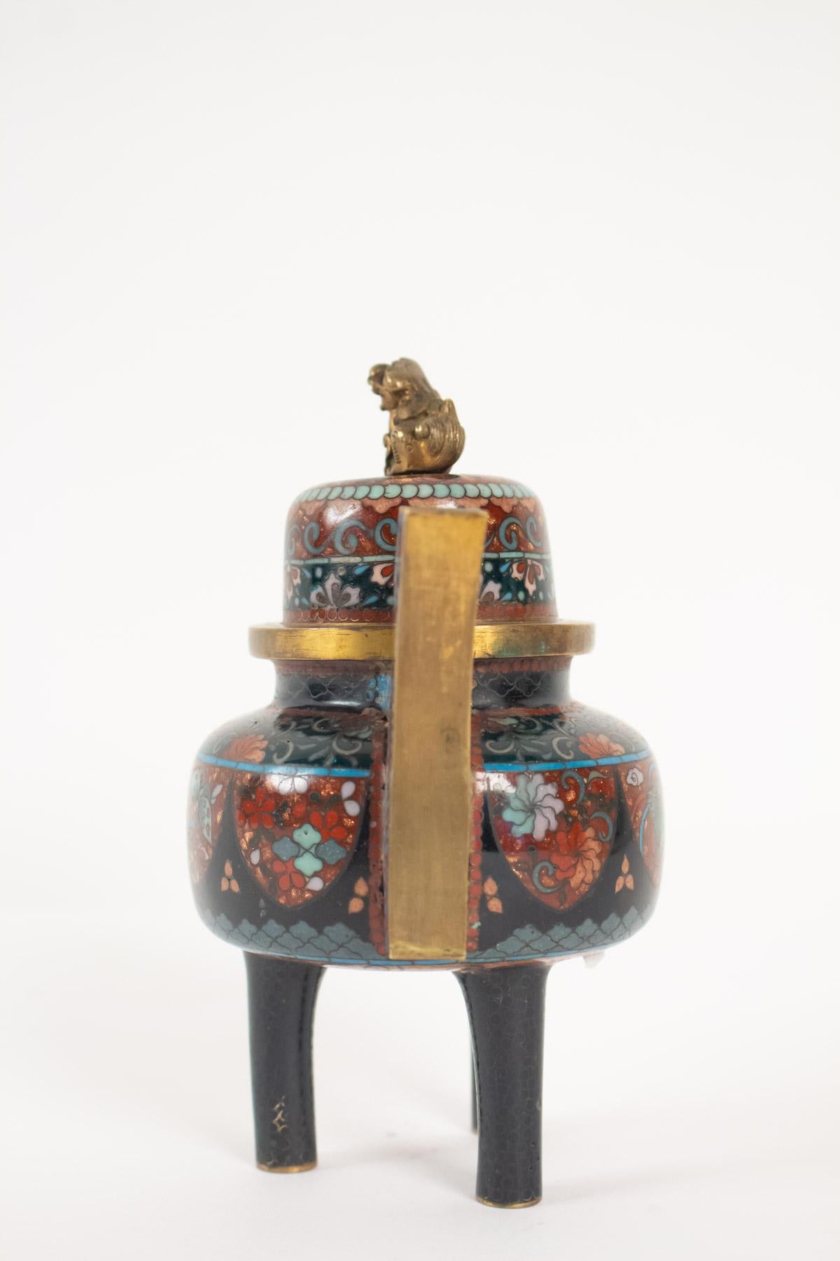 Japonisme Perfume Burner in Copper Decor Cloisonné Enamels, Topped of a Fo Dog, Japan