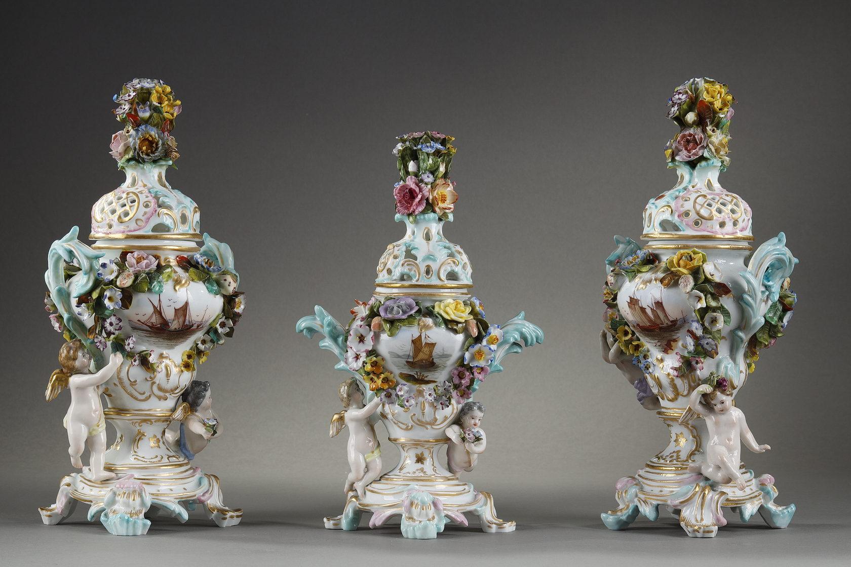Perfume burner in polychrome porcelain from the Meissen manufacture 12