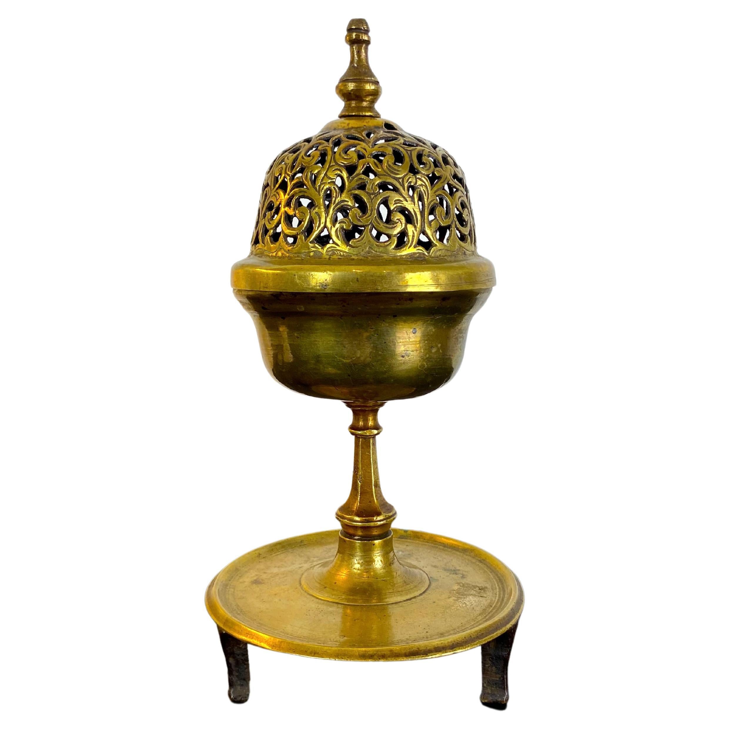 Perfume burner / Incense burner - oriental ottoman - brass - 18th century