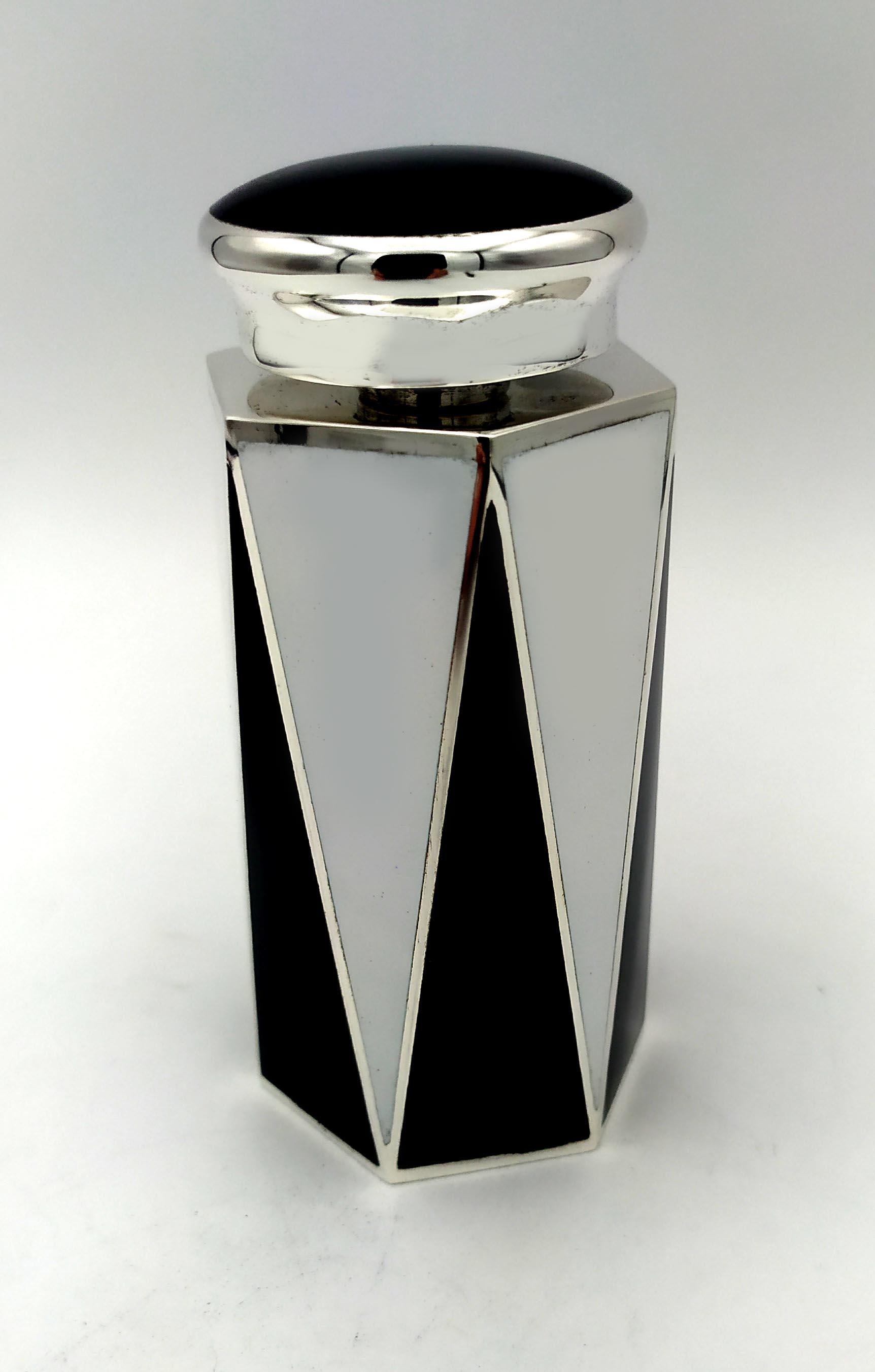 Perfume Holder Black and White Art Deco style hexagonal base 925 Salimbeni In Excellent Condition For Sale In Firenze, FI