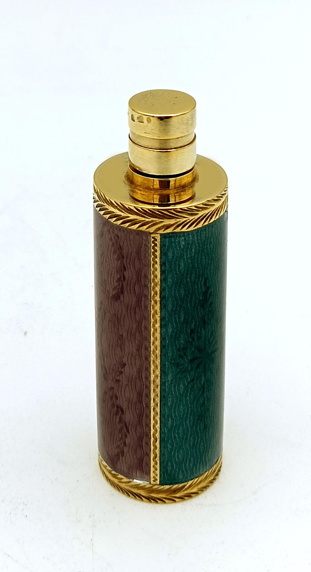 Intagliato a mano Porta profumo a borsetta in argento Sterling con strisce smaltate bicolore Salimbeni in vendita