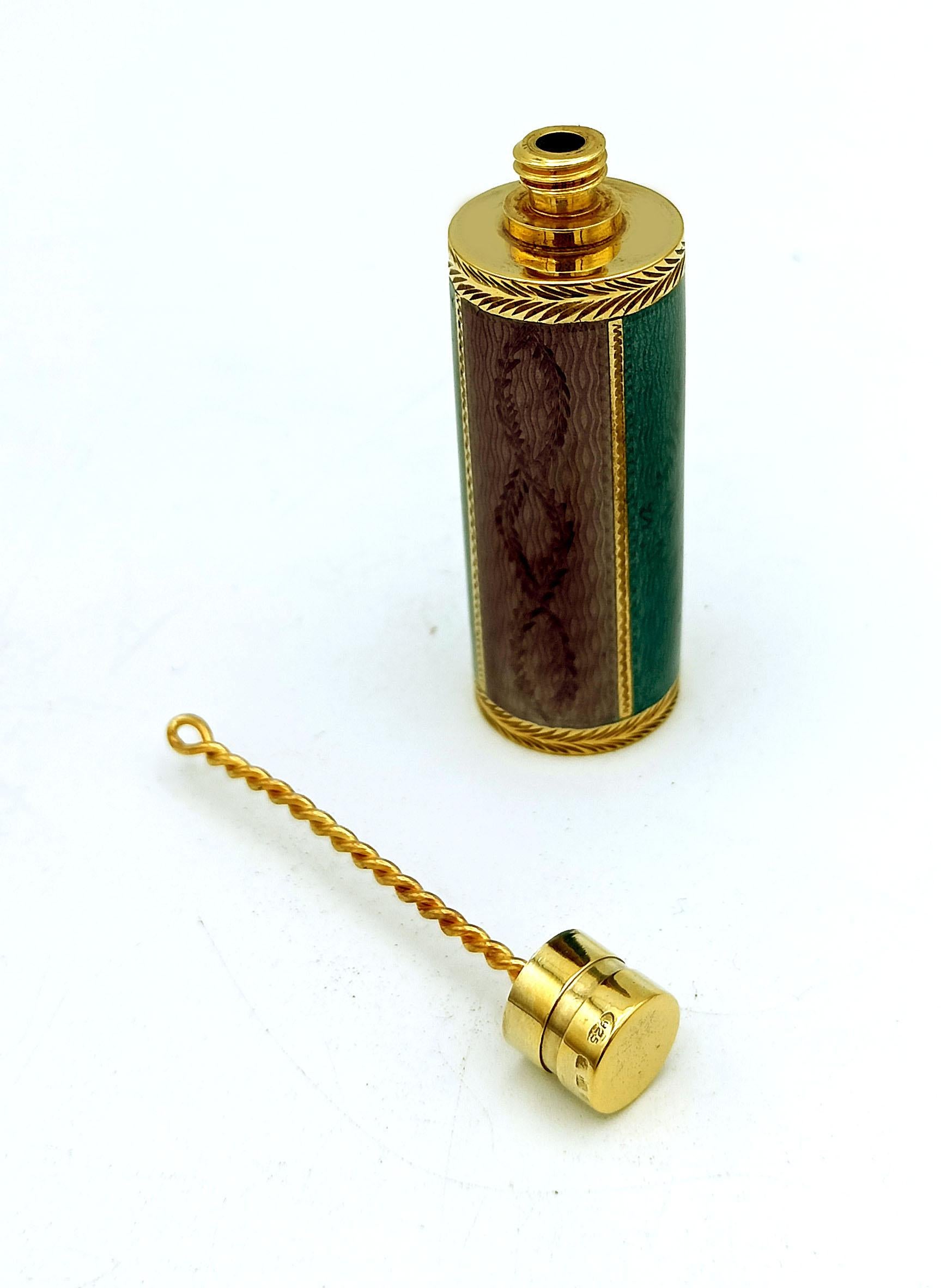Fine XX secolo Porta profumo a borsetta in argento Sterling con strisce smaltate bicolore Salimbeni in vendita