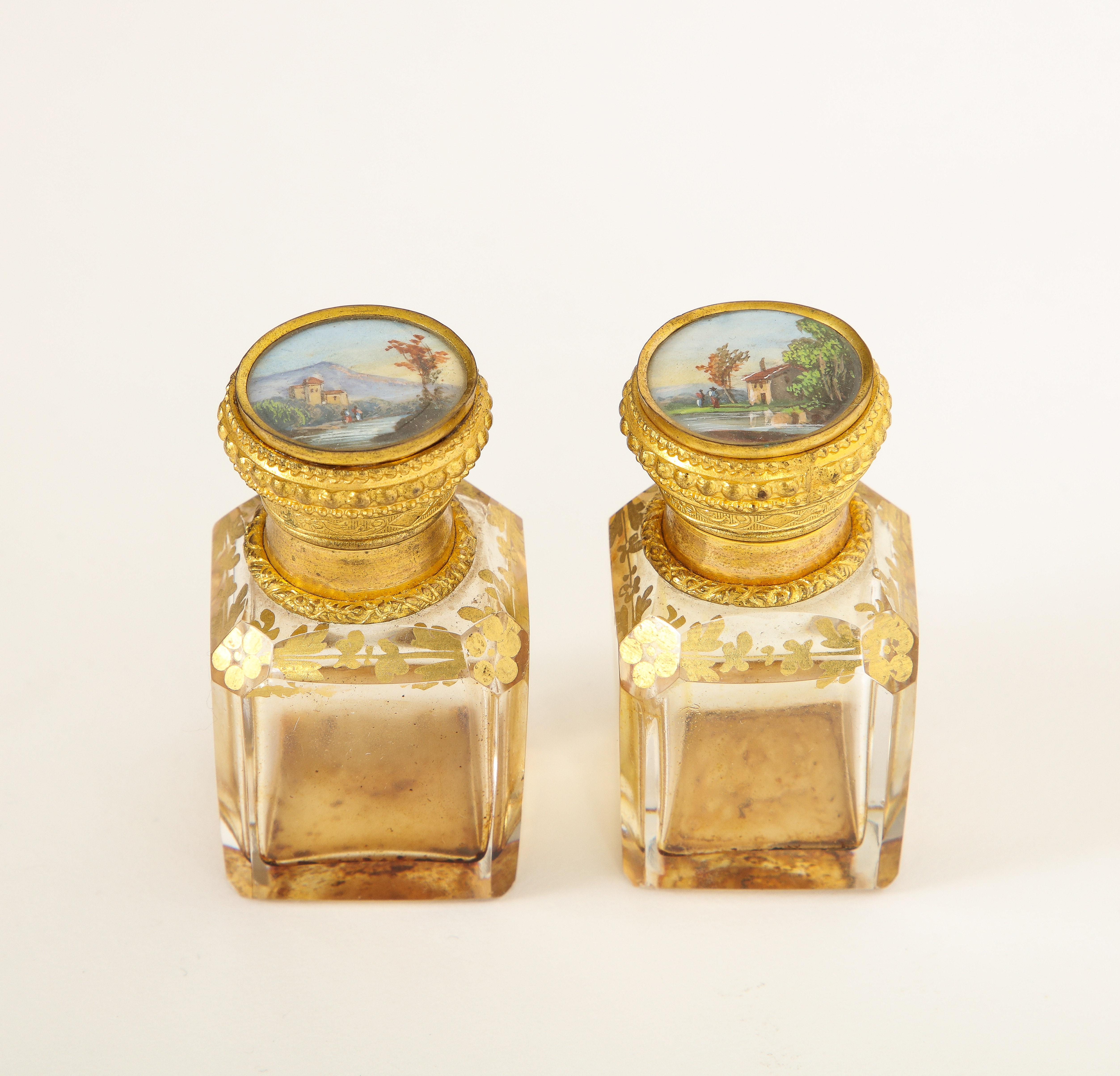 Perfumero Baccarat, Montado en Ormolu, Bronce Doré en venta 4