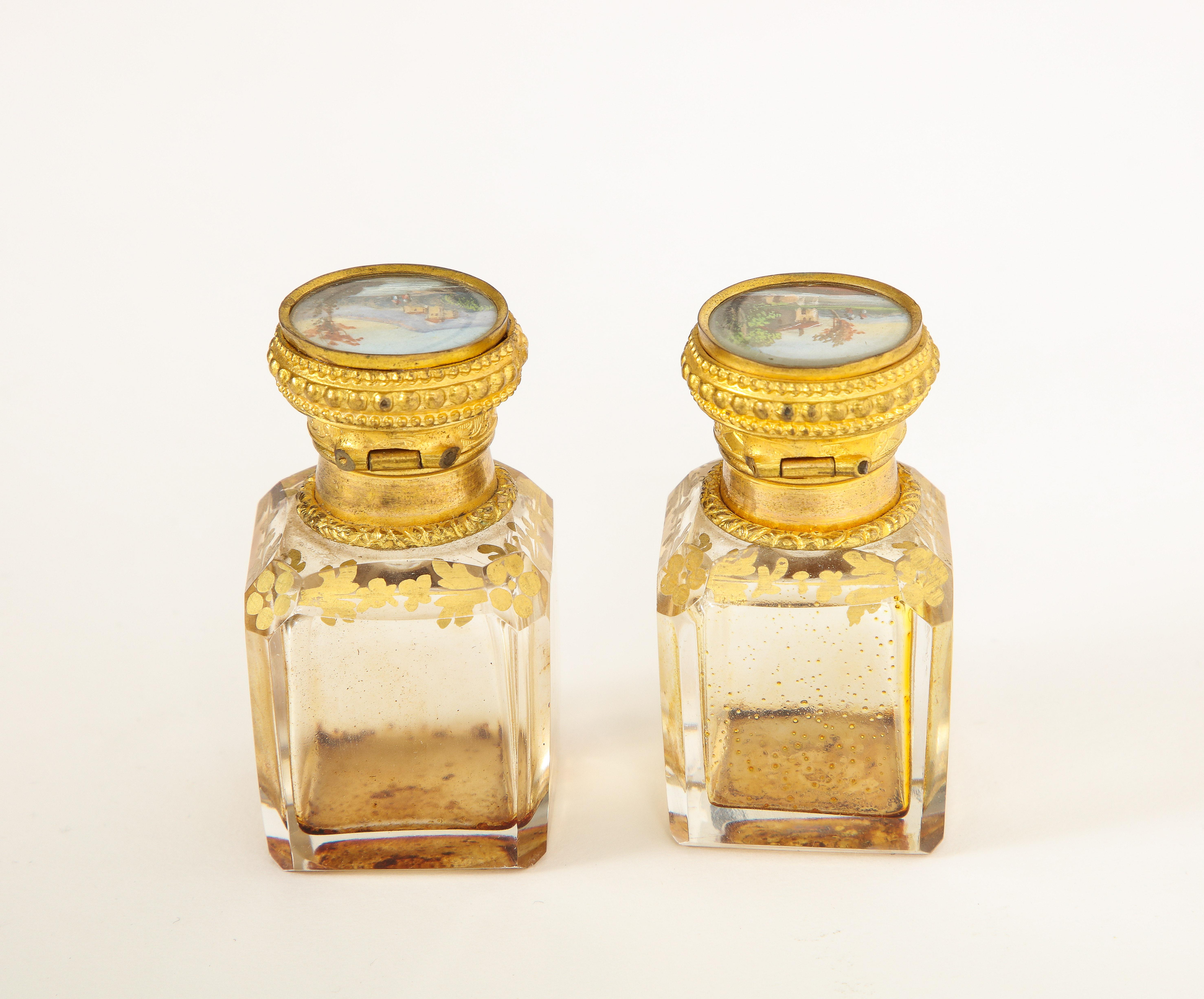 Perfumero Baccarat, Montado en Ormolu, Bronce Doré en venta 6