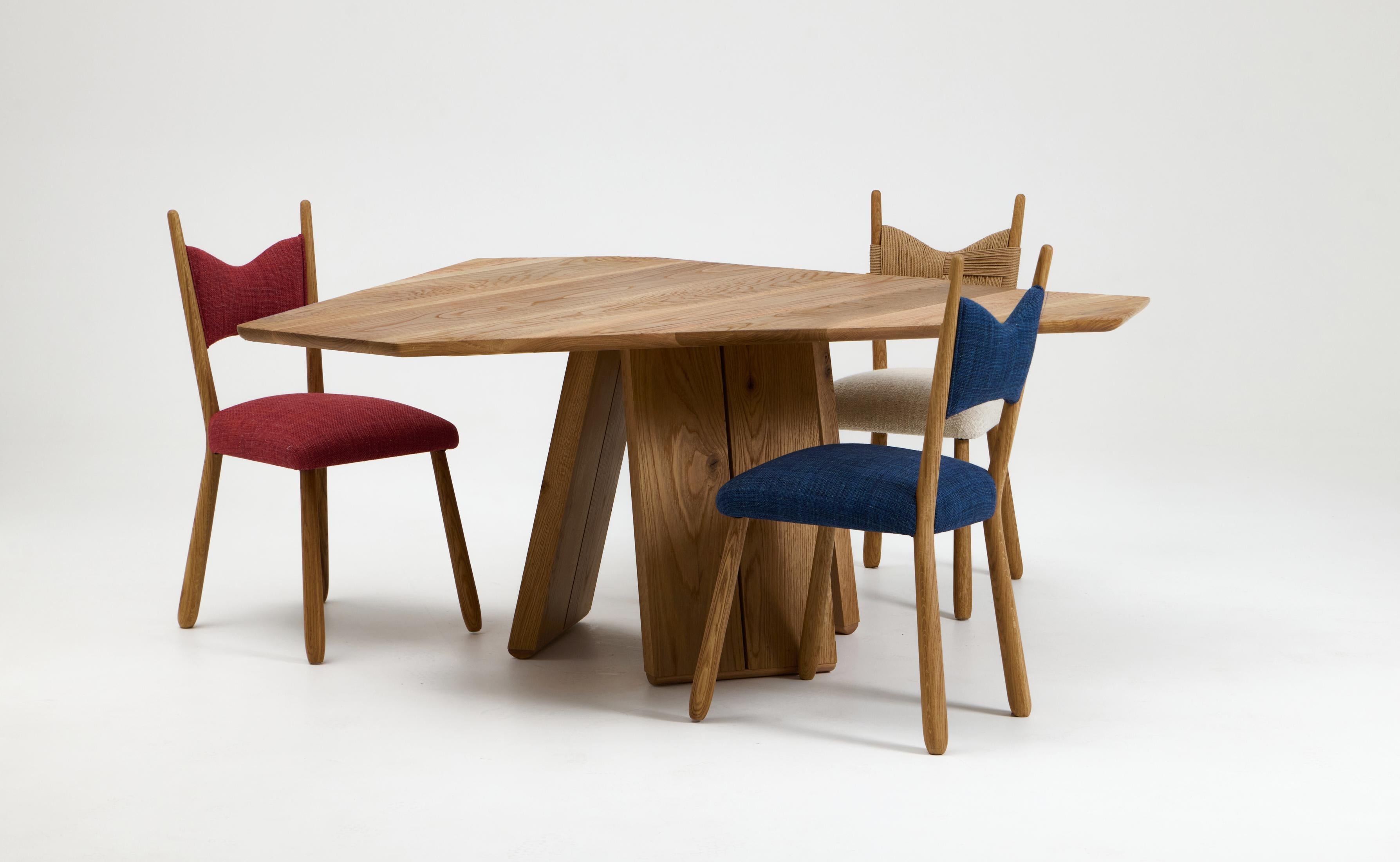 Oak Perícia dining table For Sale