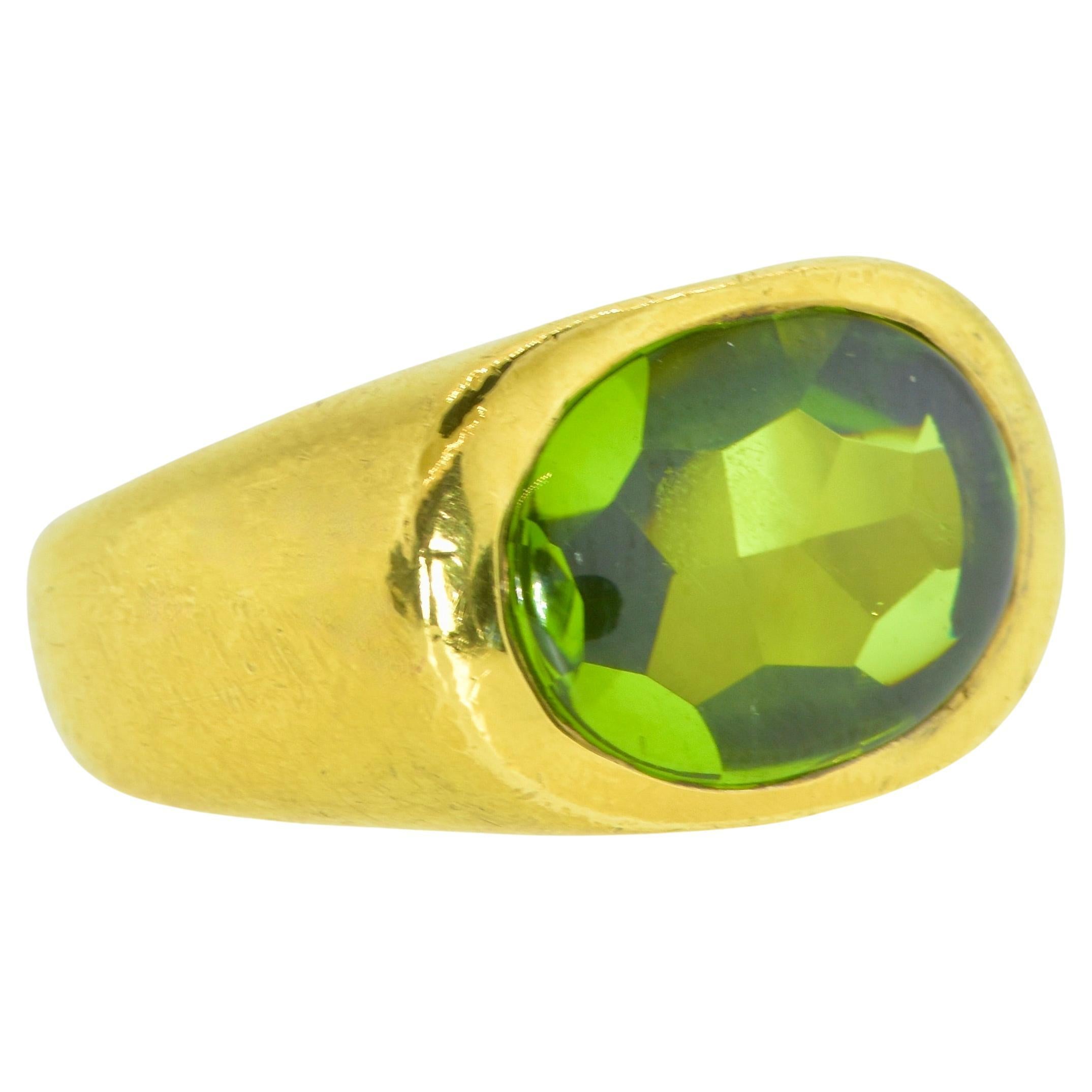  Peridot 8 cts., Very Fine Quality set in an 18K Yellow Gold Vintage Ring