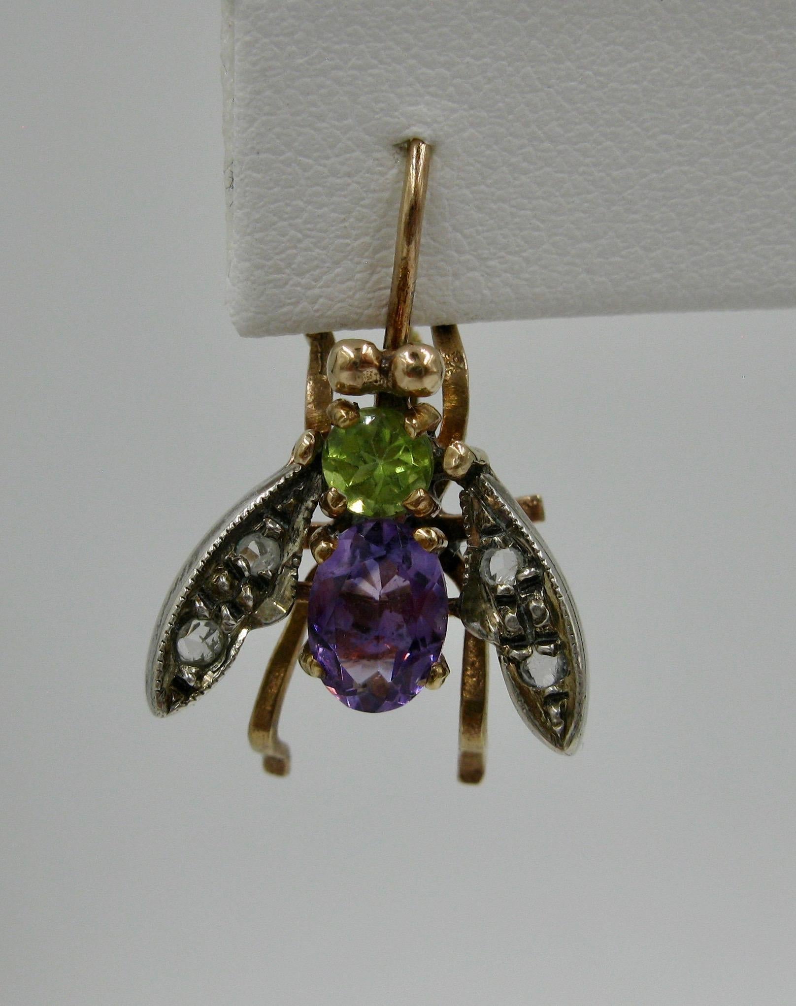 Peridot Amethyst Fly Insect Earrings Gold Suffragette Estate Earrings In Good Condition In New York, NY