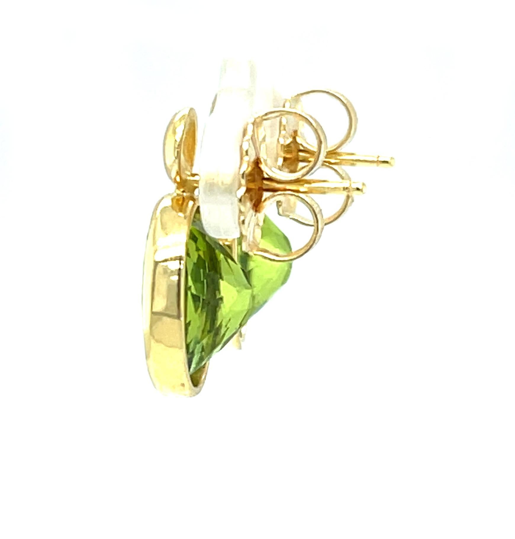 Oval Cut Peridot and 18k Yellow Gold Drop Earrings, 9.70 Carats Total For Sale