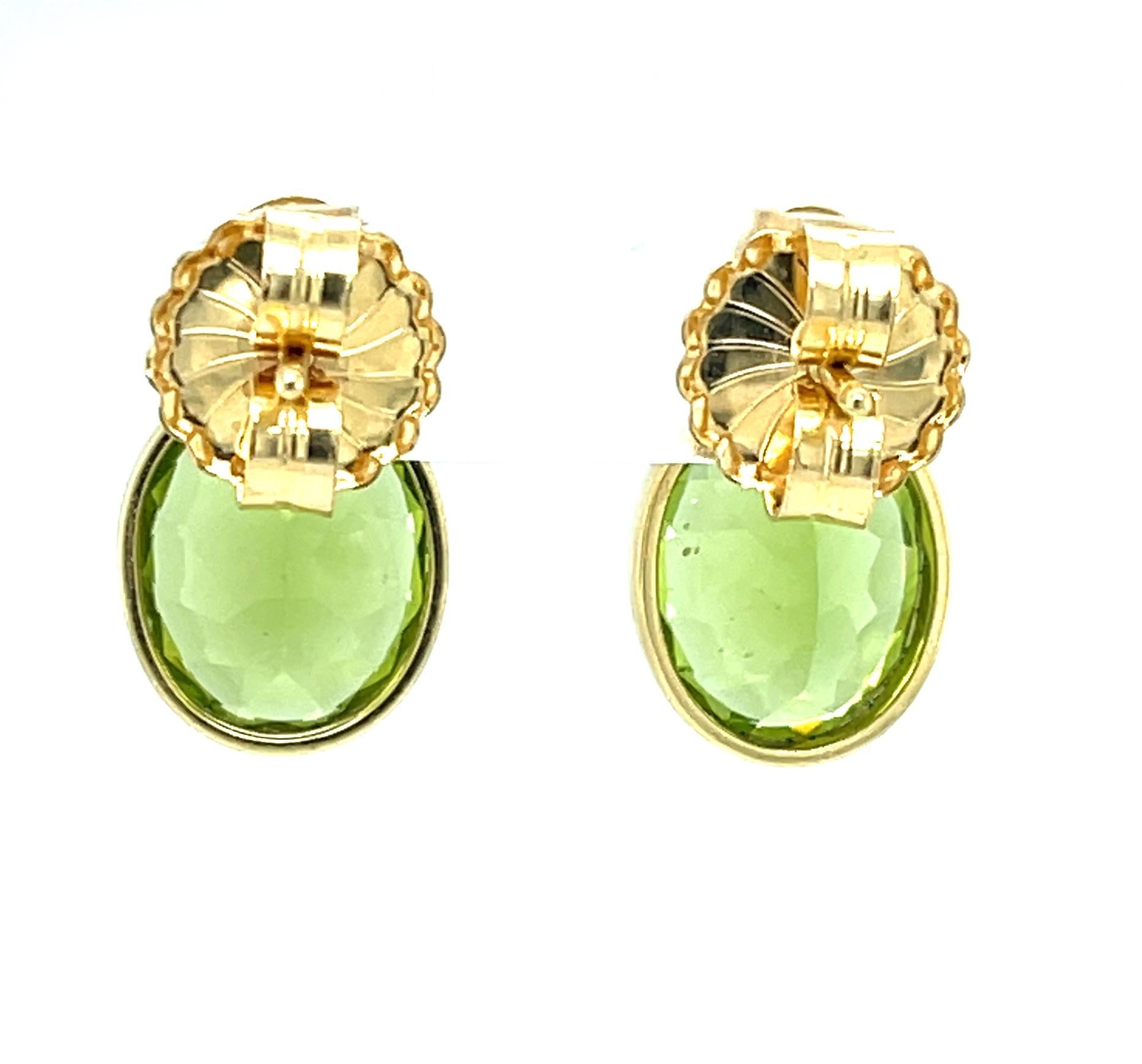 Peridot and 18k Yellow Gold Drop Earrings, 9.70 Carats Total In New Condition For Sale In Los Angeles, CA