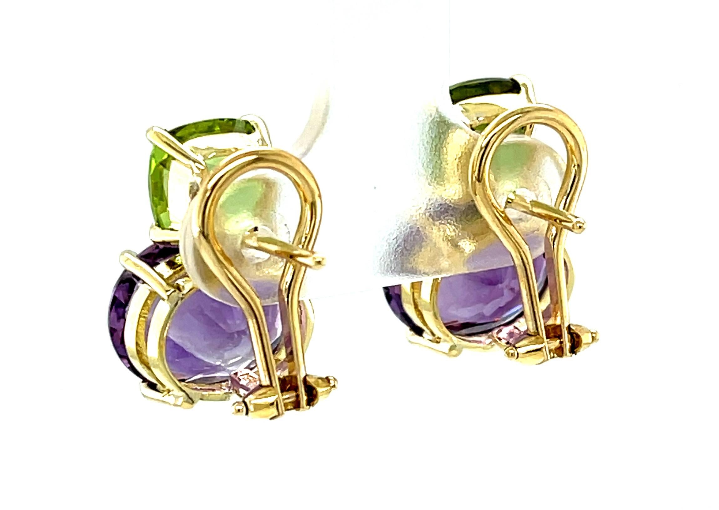 Peridot and Amethyst Earrings in 18k Yellow Gold with French Backs In New Condition For Sale In Los Angeles, CA