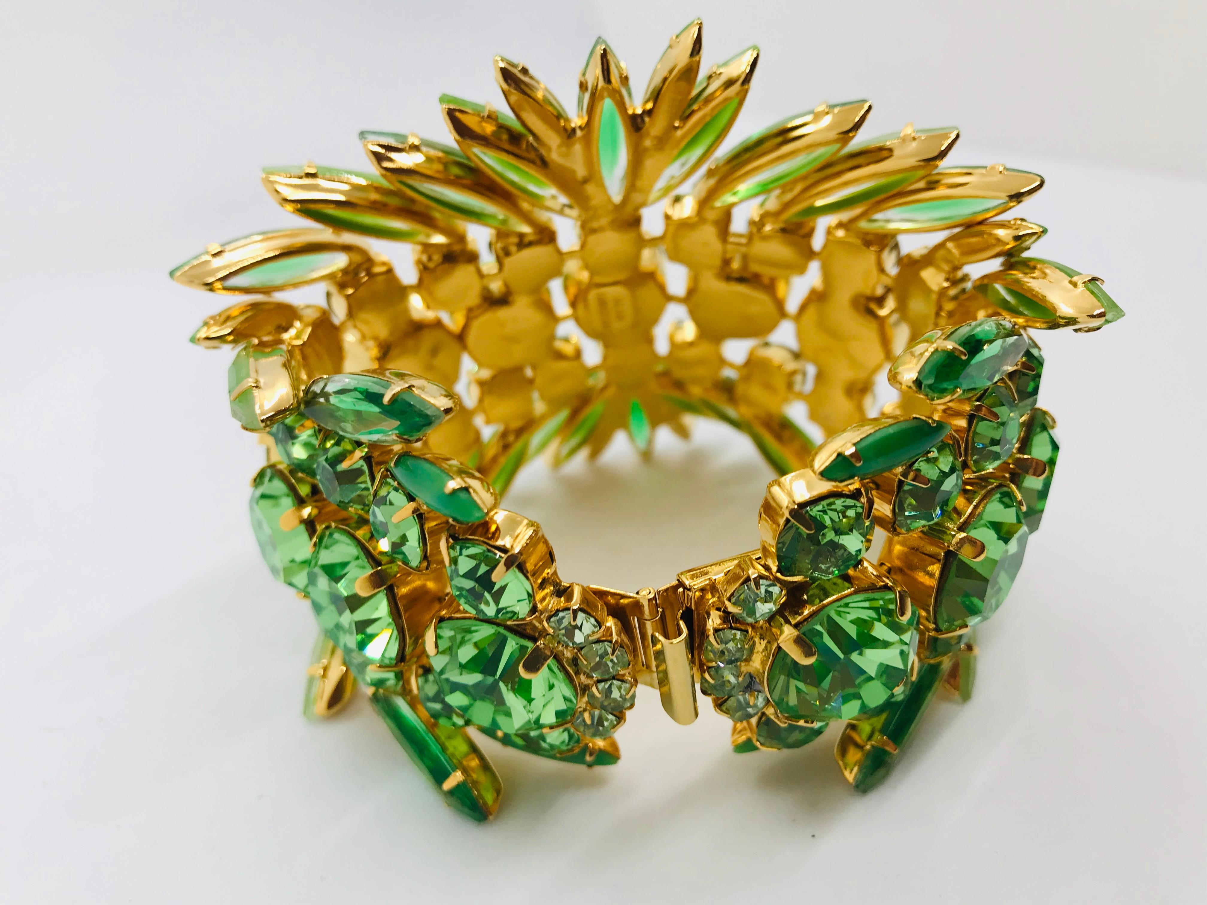 Art Nouveau Peridot and Chrysolite Austrian Crystal Flex Cuff Bracelet For Sale