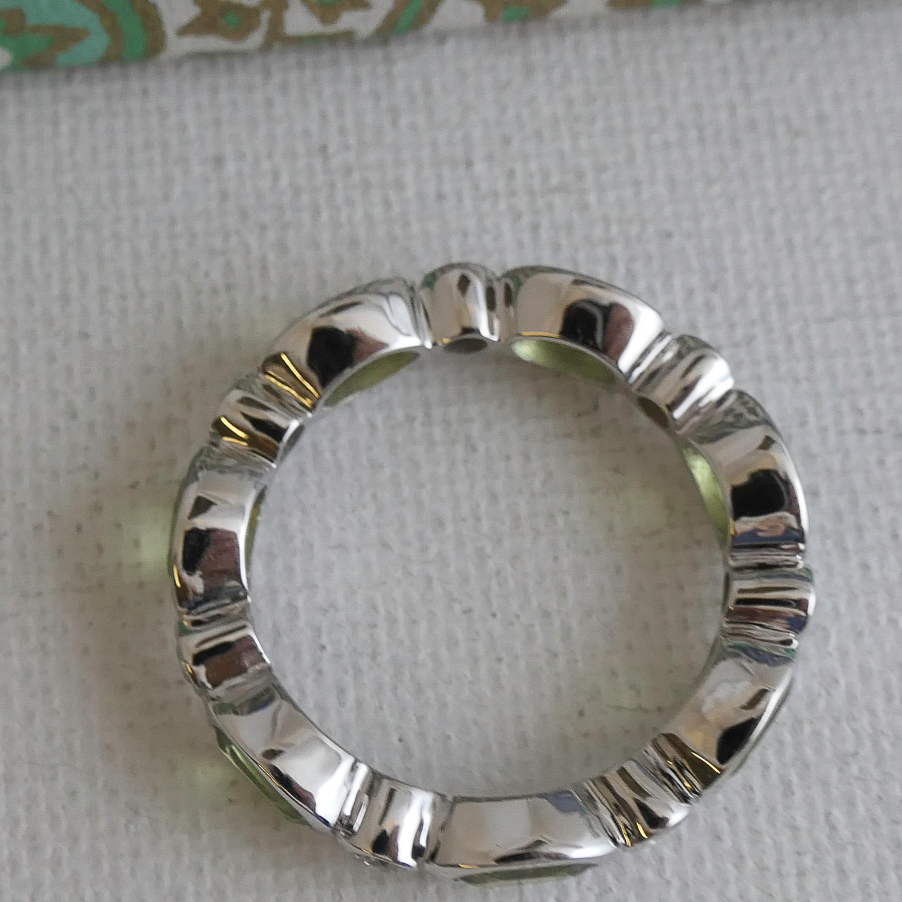 Women's Peridot and Diamond 14kt White Gold Ring - Size 9 For Sale