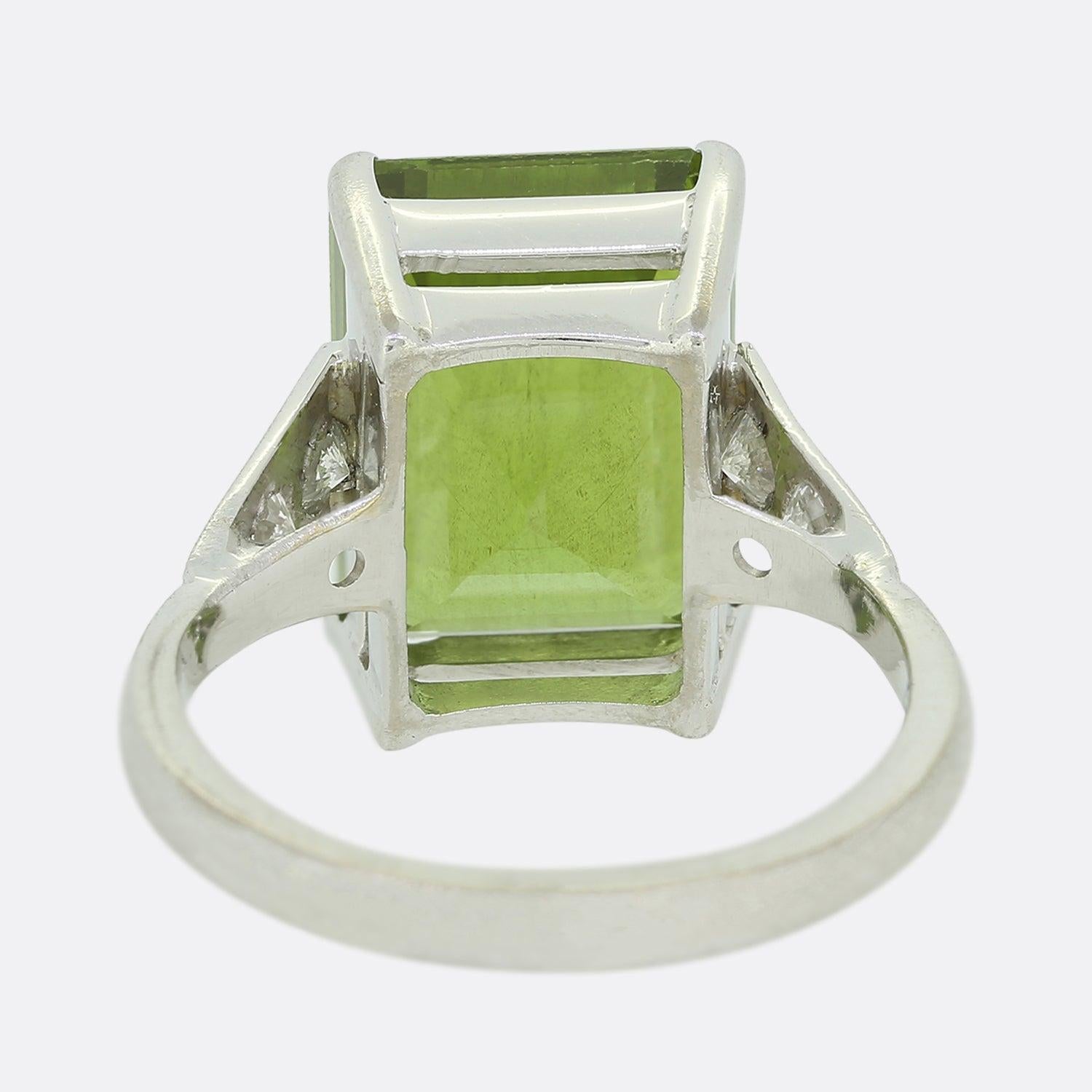 Peridot and Diamond Cocktail Ring In Good Condition For Sale In London, GB