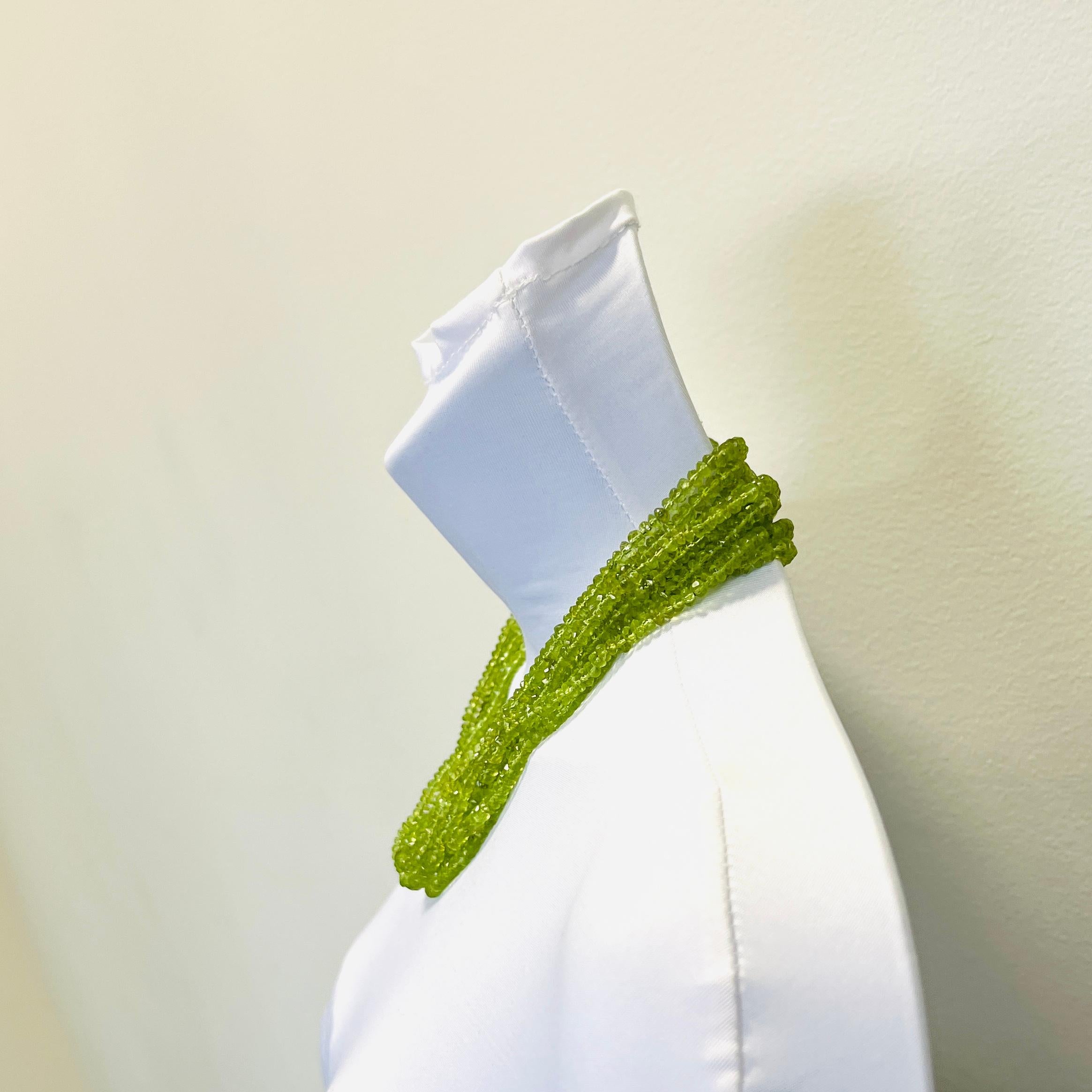 Femenino o masculino Collar Múltiple de Peridoto y Diamantes en Oro Amarillo de 14K en venta