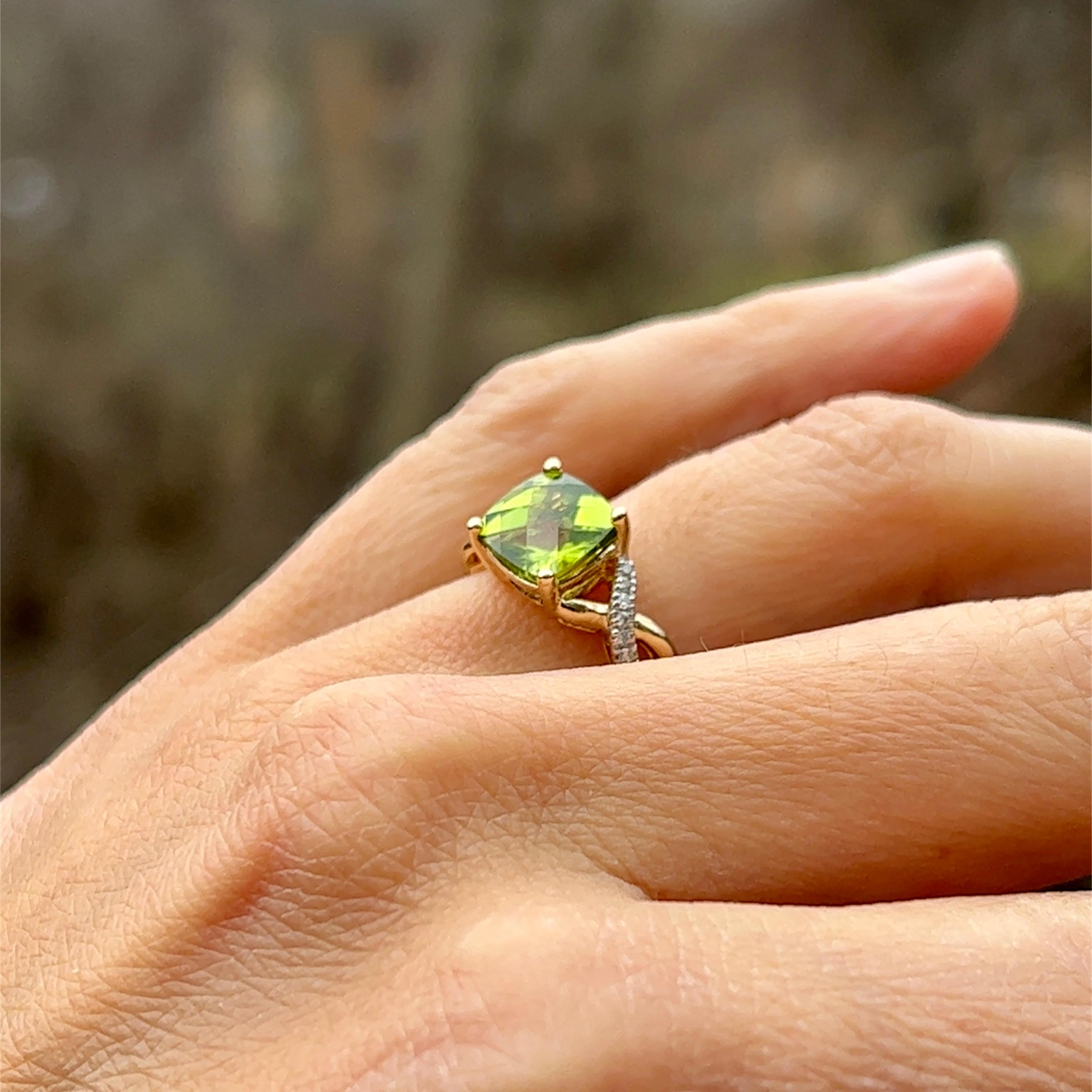 Peridot and Diamond Ring in 14k Yellow Gold 2