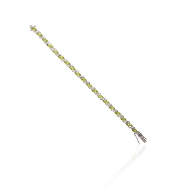 Peridot and Diamond Wedding Bracelet for Mom Gift Crafted in Sterling Silver In New Condition For Sale In New York, NY