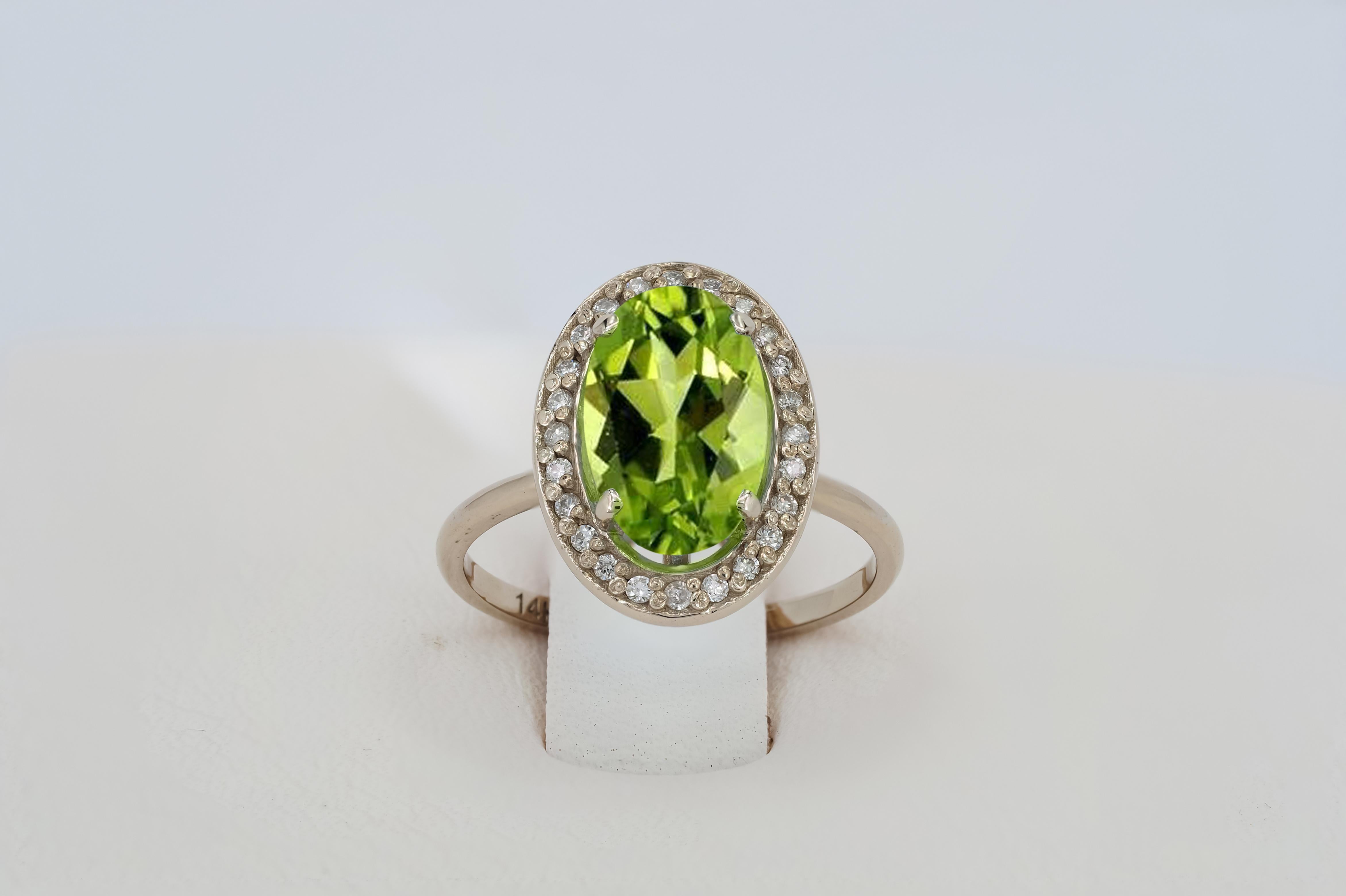 For Sale:  Peridot and diamonds 14k gold ring. 6