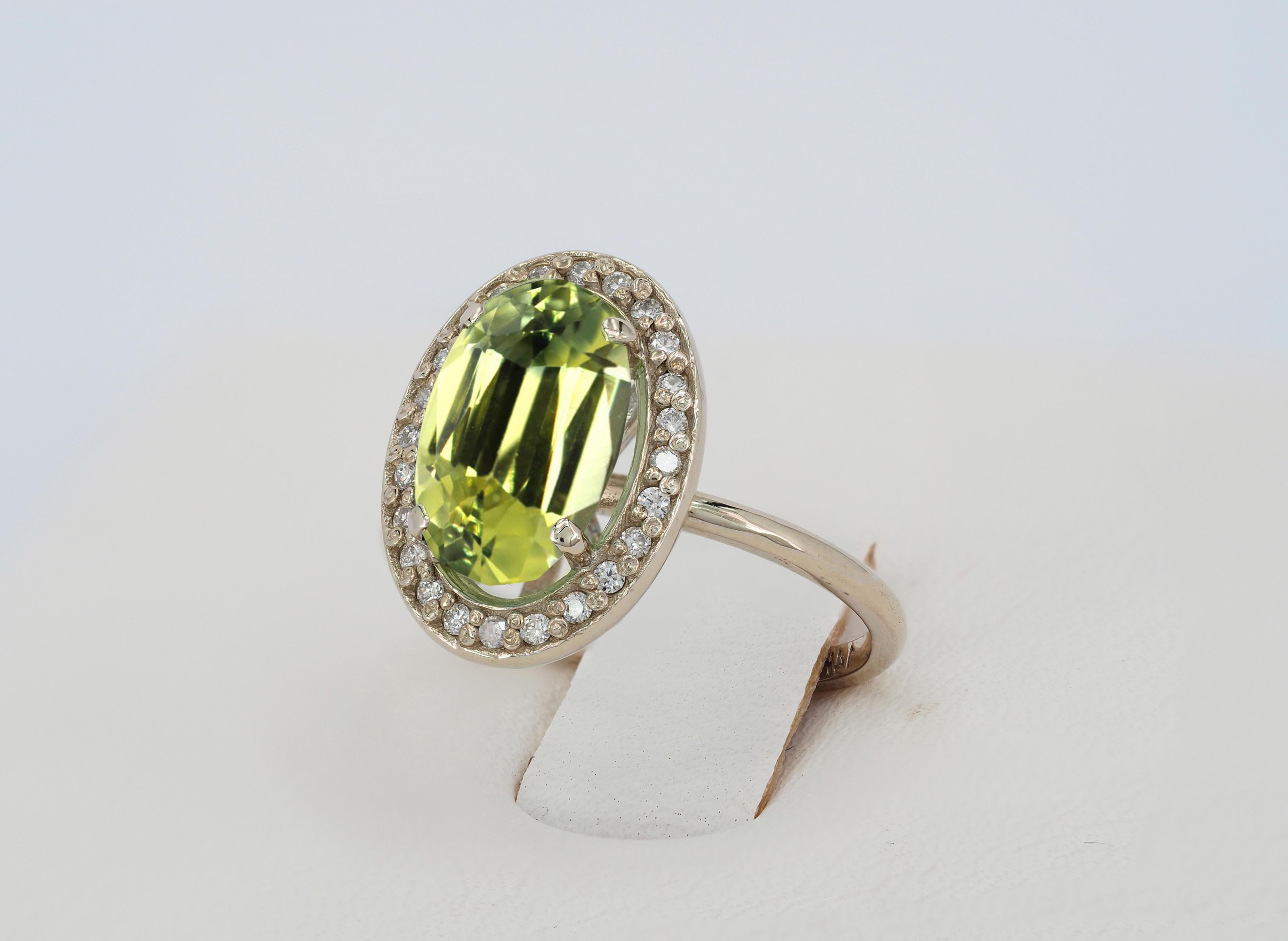 Peridot and diamonds 14k gold ring.  For Sale 2