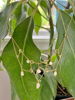 Peridot and Fresh Water Pearl Festoon 10 Karat Gold Necklace