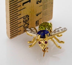 Peridot and Lapis Herbert Rosenthal 14 Karat Yellow Gold Bee Pin