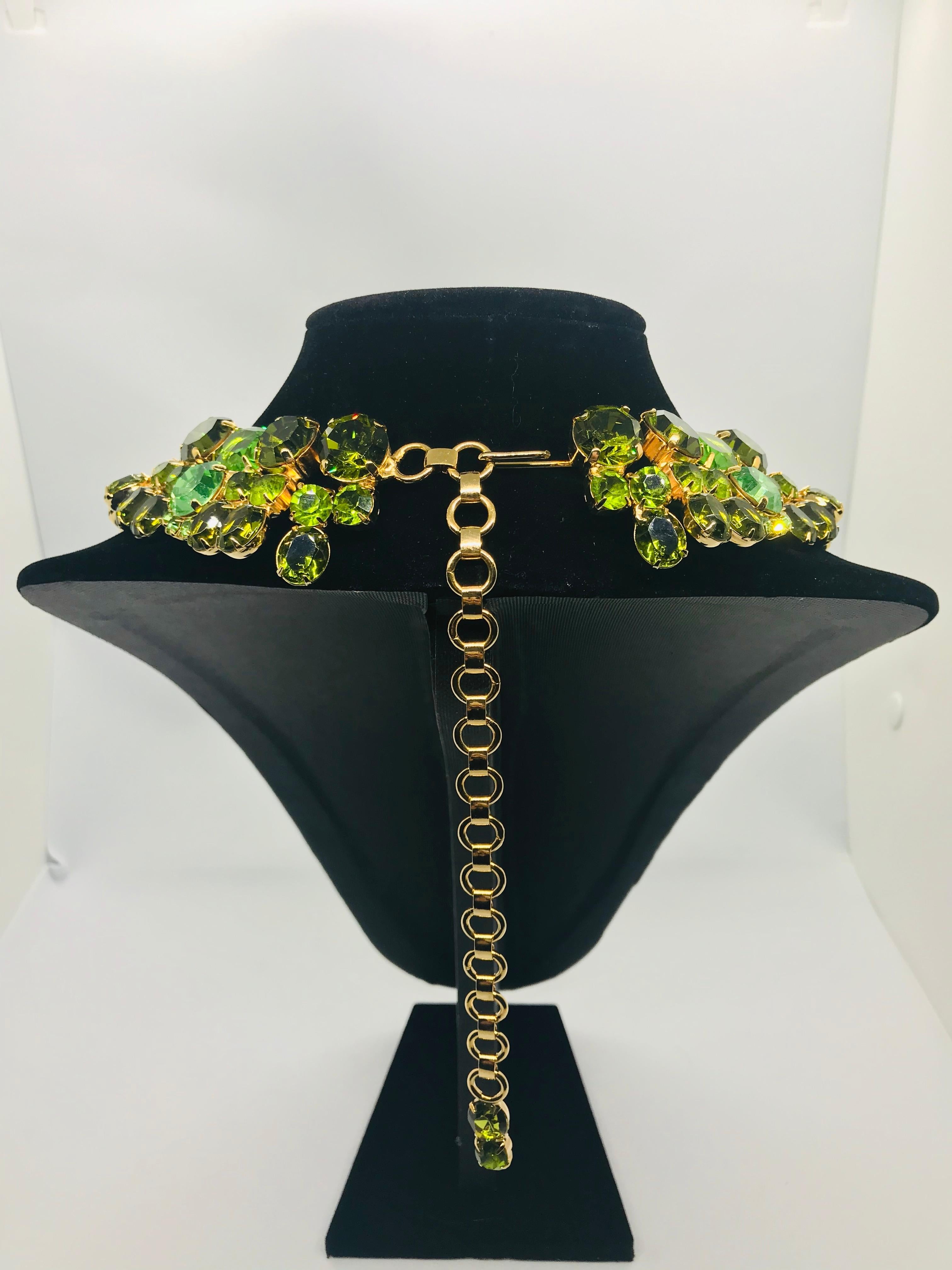 Peridot and Olivine Austrian Crystal Swag Collar Necklace with Drop For Sale 4