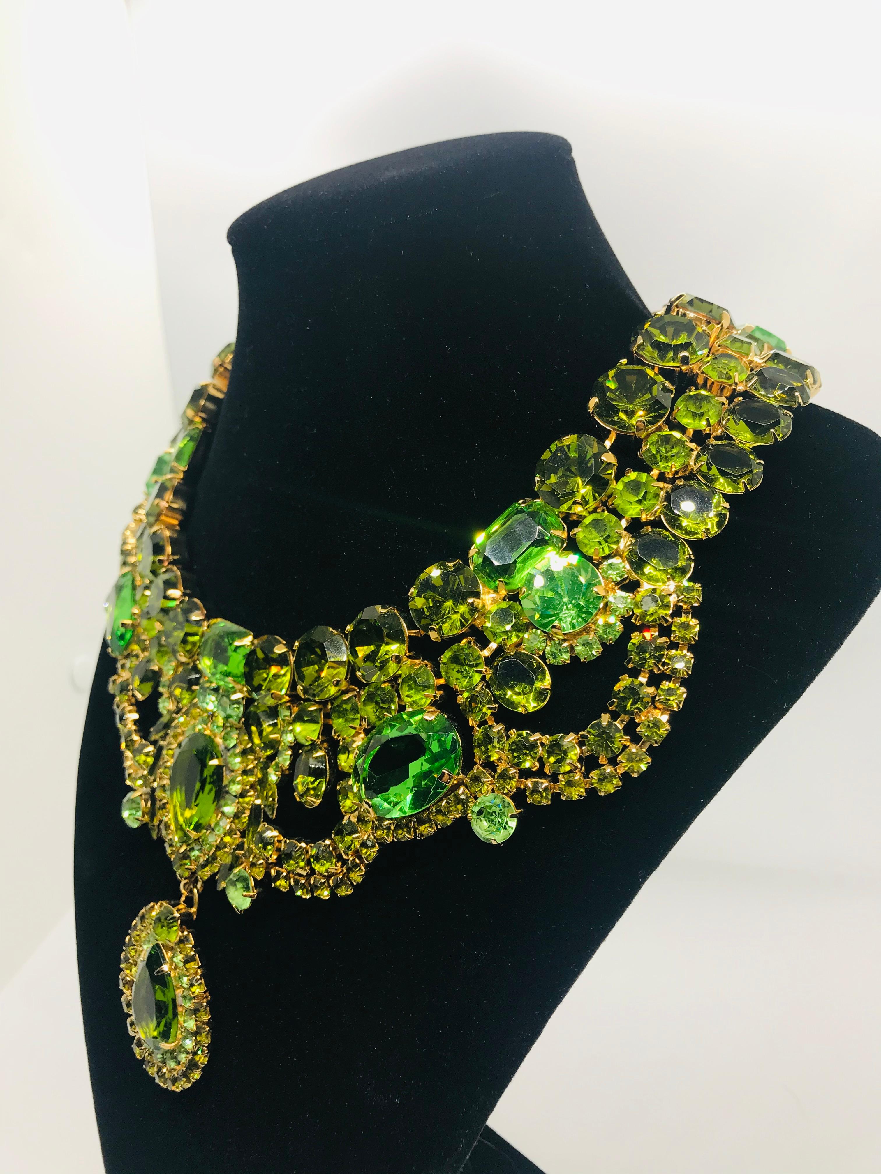 Women's Peridot and Olivine Austrian Crystal Swag Collar Necklace with Drop For Sale