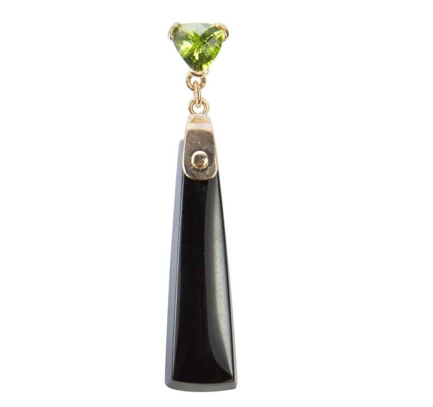 Contemporary Peridot and Onyx Drop Gold Earrings For Sale