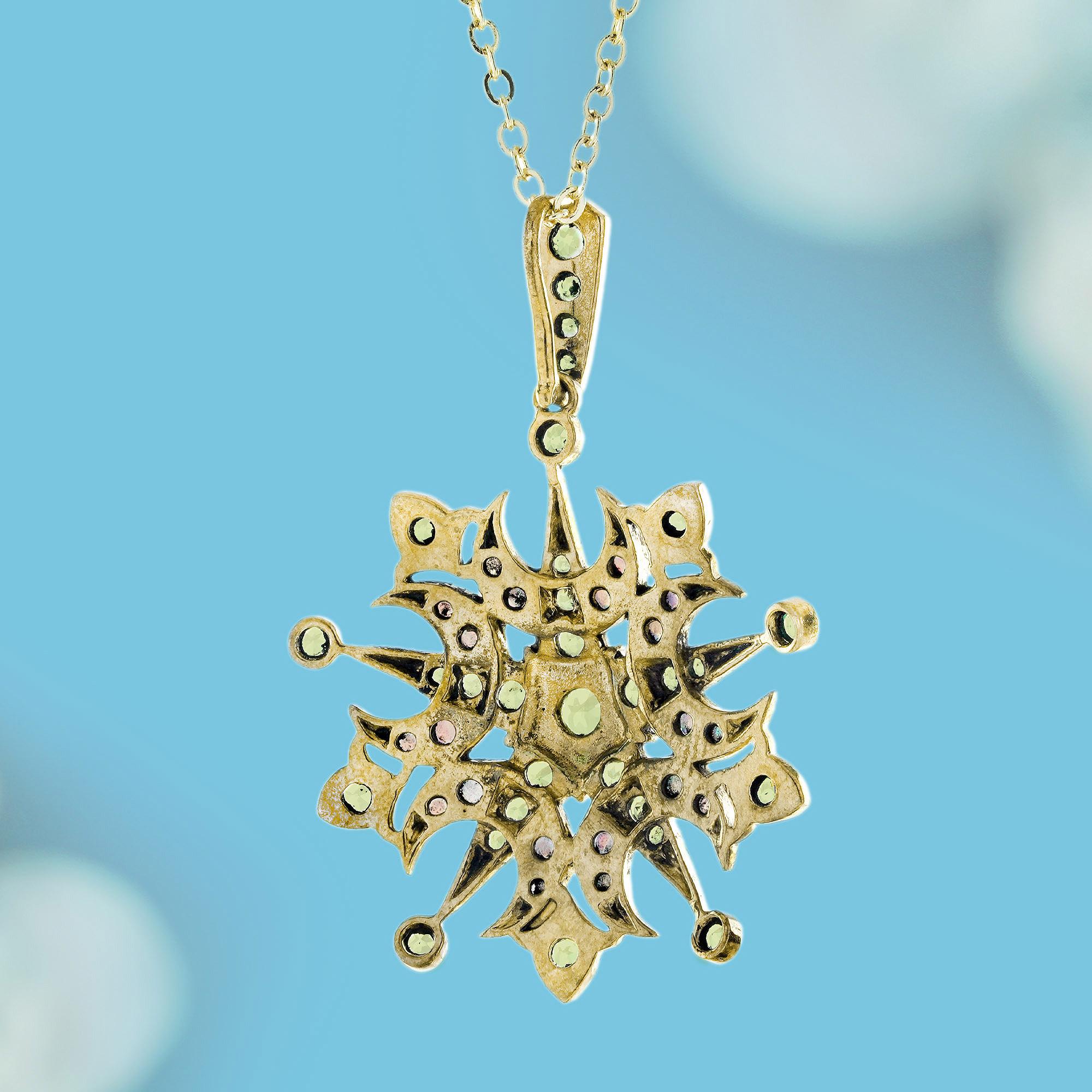 Taille ronde Pendentif étoile de style victorien en or jaune 14K avec péridot et opale en vente