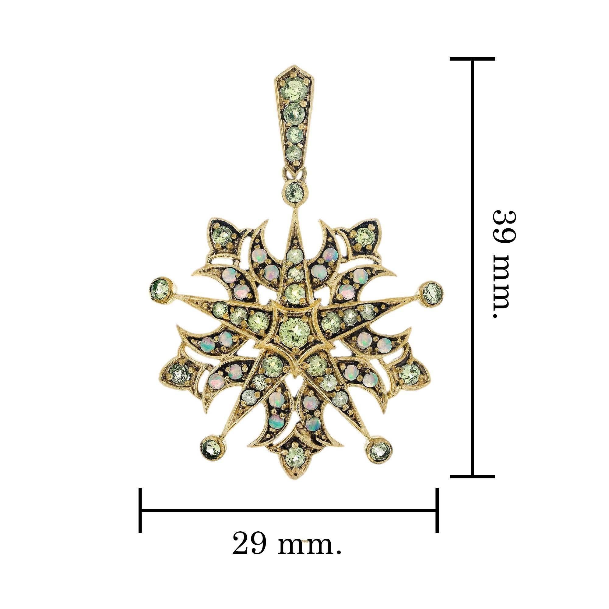 Pendentif étoile de style victorien en or jaune 14K avec péridot et opale Neuf - En vente à Bangkok, TH