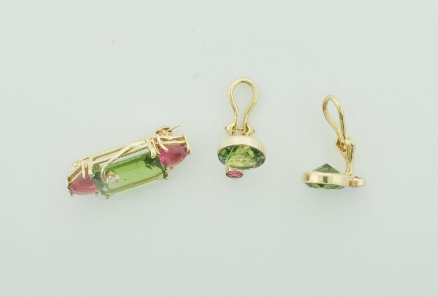 Emerald Cut Peridot and Tourmaline Brooch and Earrings Set in 18k Yellow Gold For Sale