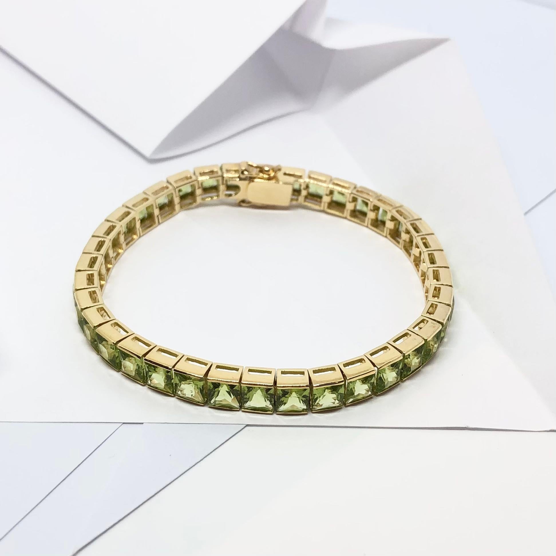 Peridot Bracelet Set in 14 Karat Gold Settings For Sale 2