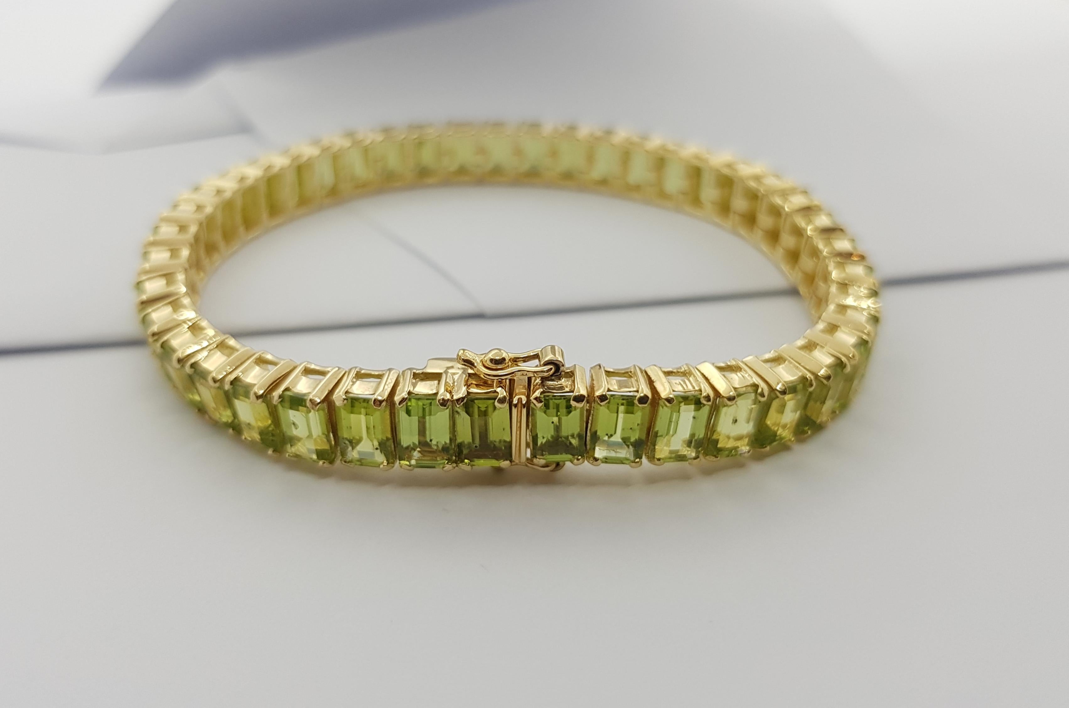 Peridot Bracelet Set in 14 Karat Gold Settings For Sale 5