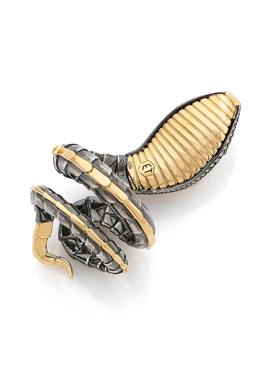 Taille ovale Peridot Briolette Serpent Ring in 18k Gold & Distressed Silver by Elie Top en vente