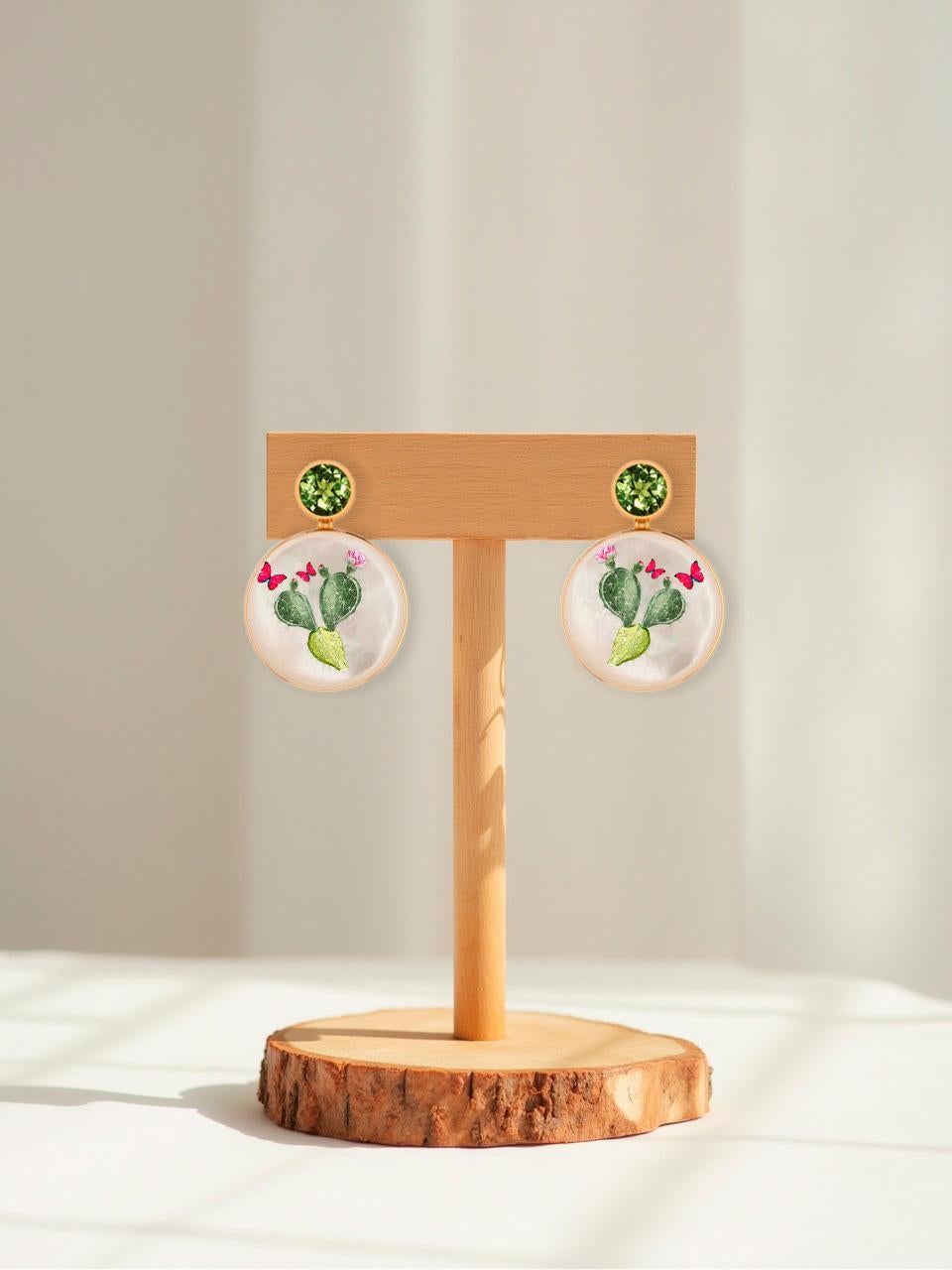 Round Cut Peridot, cactus blooms painting, Mother of pearl earrings studs. For Sale