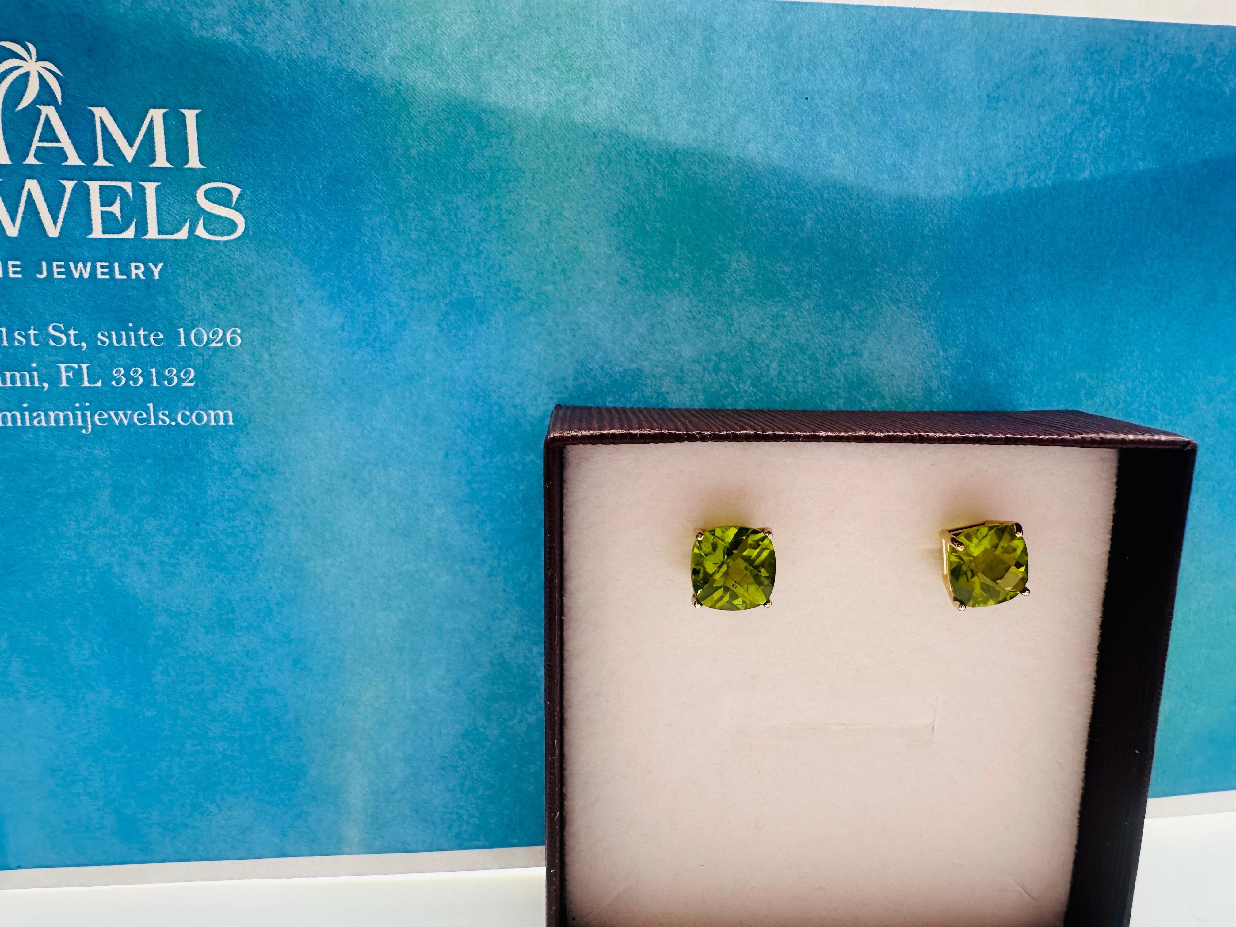 Borchie di peridoto da 8 mm in oro massiccio 18KT, bellissimi peridotti brillanti 100% naturali!

*L'articolo verrà fornito con una bella confezione e un certificato di autenticità del laboratorio a tuo nome. 

**Tutti gli oggetti lasciano la nostra