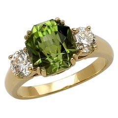 Peridot, Diamant und 18 Karat Gelbgold Diamant Verlobungsring, 4,95 Karat