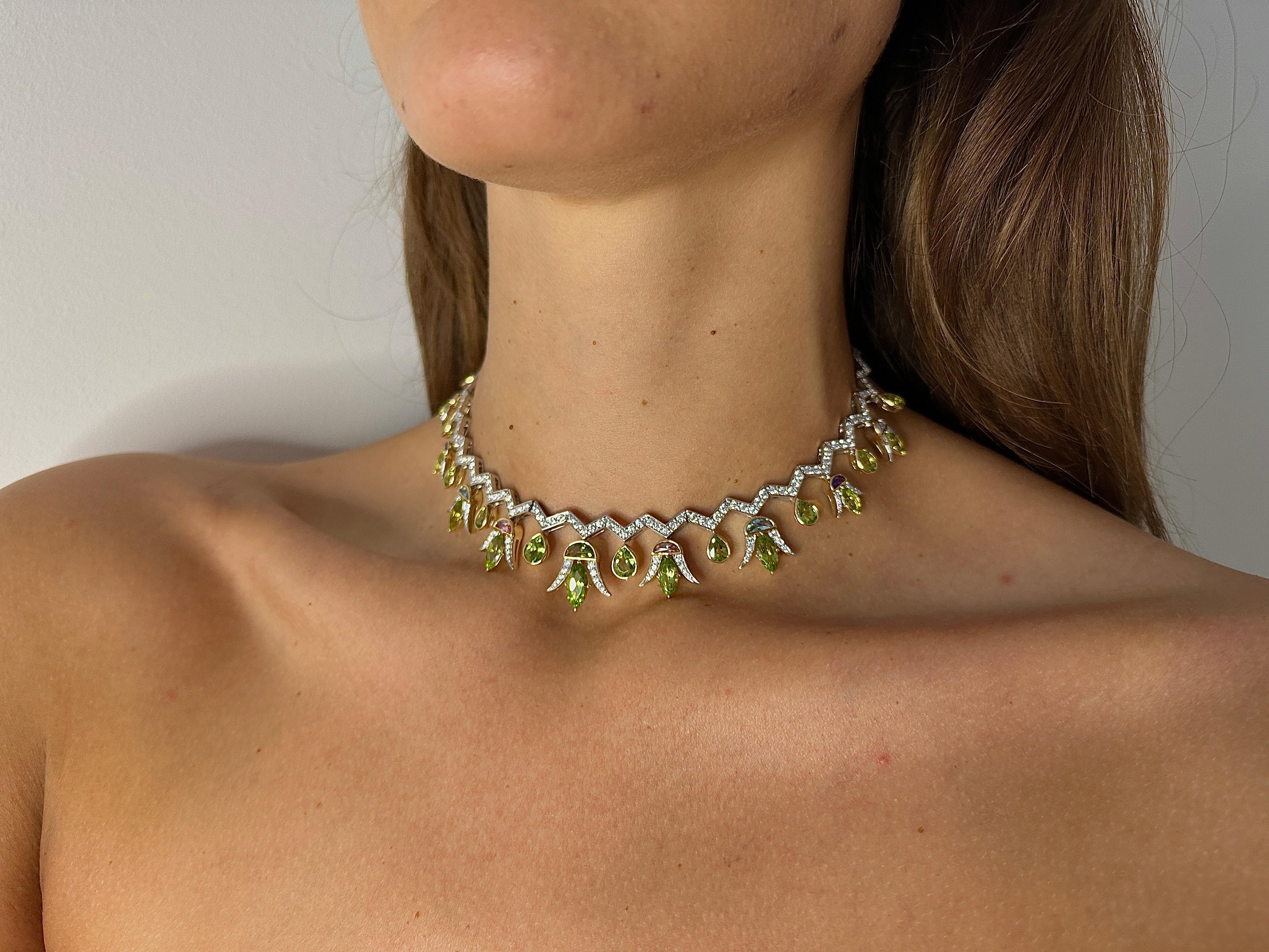 Tiara/Collar Convertible Peridoto, Diamante, Aguamarina, Amatista y Turmalina Corte marquesa en venta