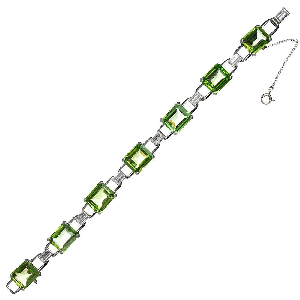 Peridot and Diamond Bracelet, Signed “J.E. Caldwell” In Good Condition In Carmel-by-the-Sea, CA