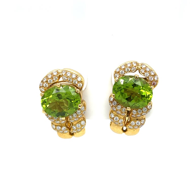 Peridot Diamond Necklace Earring Set Yellow Gold For Sale at 1stDibs