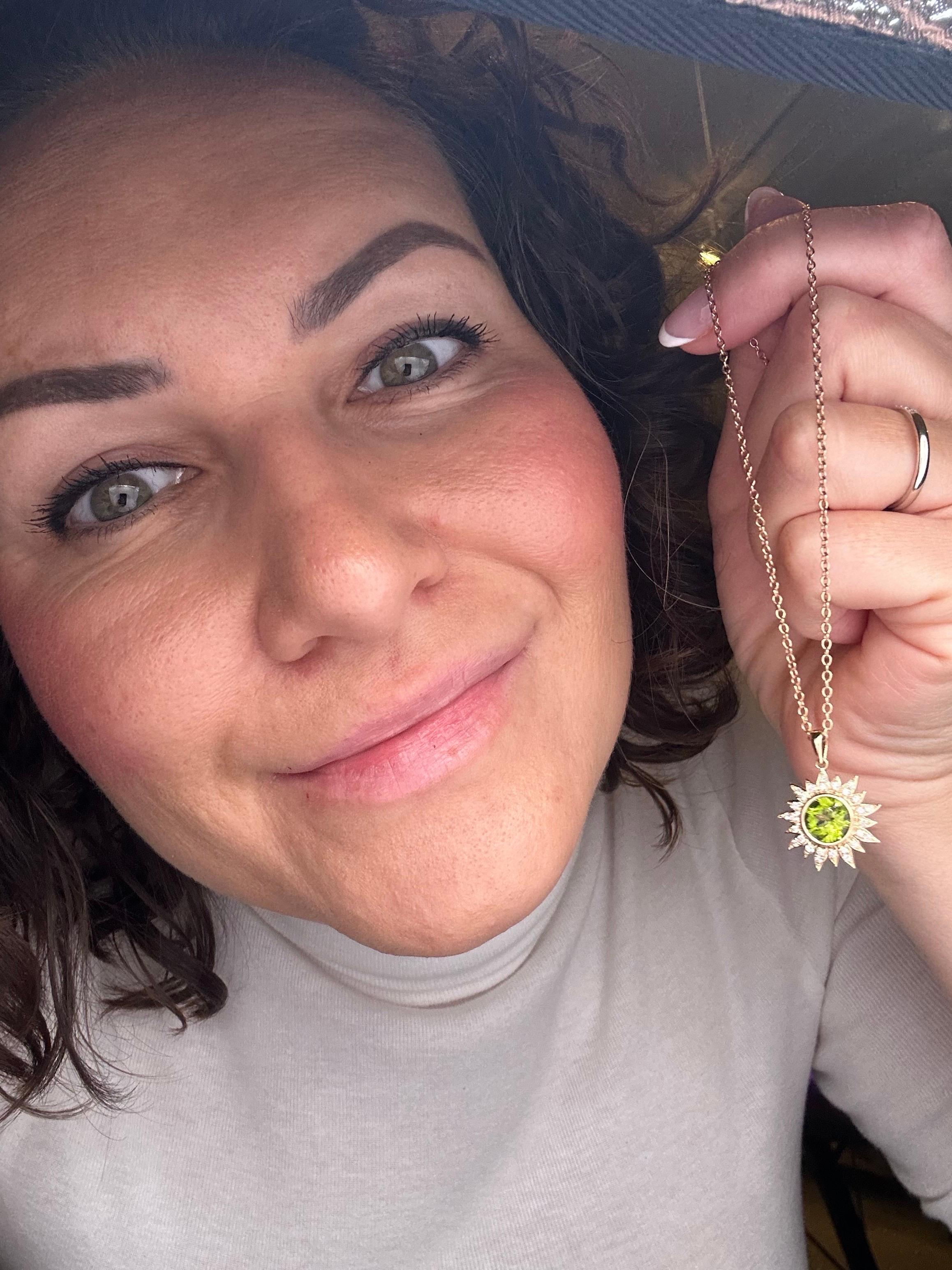 Brilliant Cut Peridot diamond pendant necklace 22KT gold pendant necklace For Sale