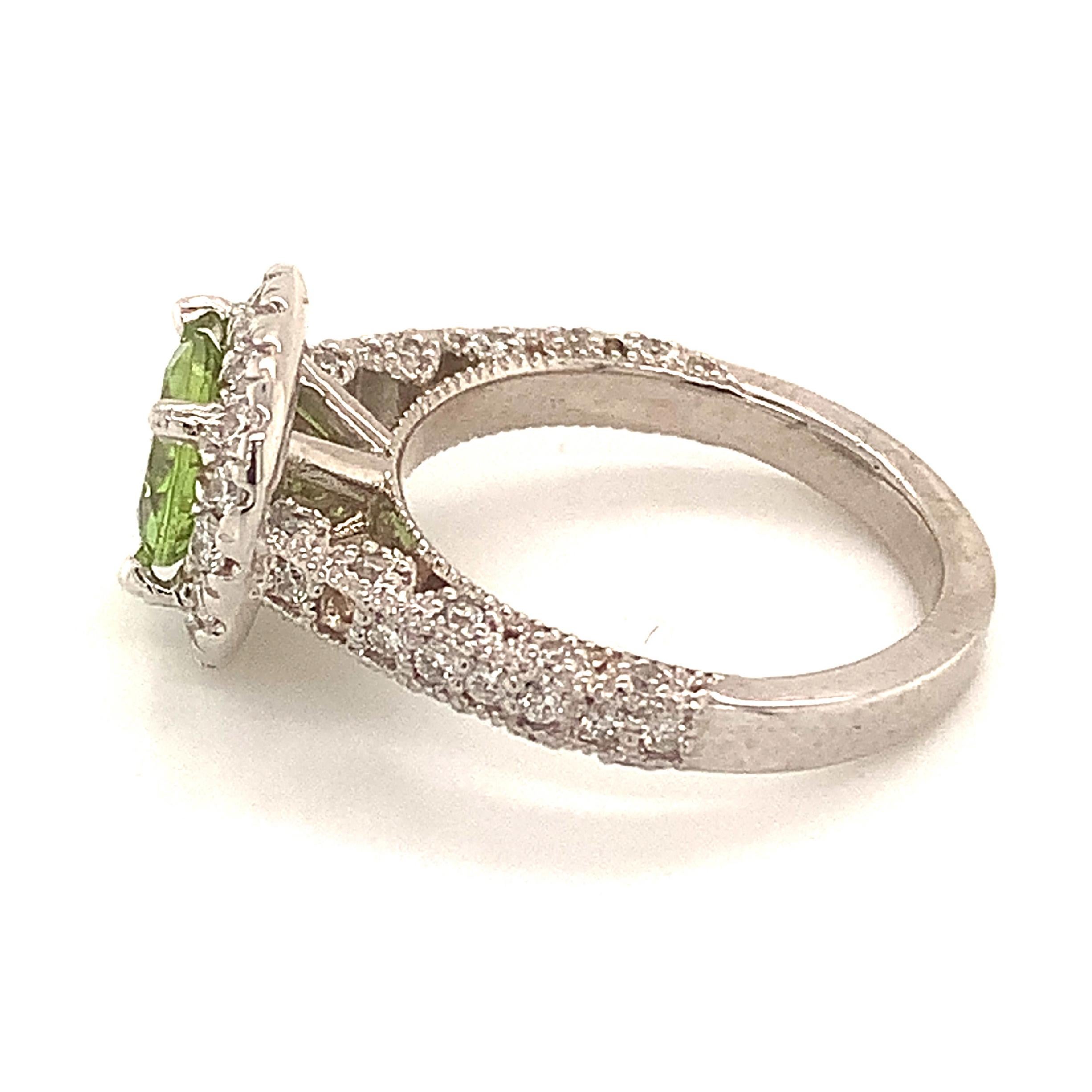Peridot Diamond Ring 14k Gold 1.85 TCW Certified In New Condition For Sale In Brooklyn, NY