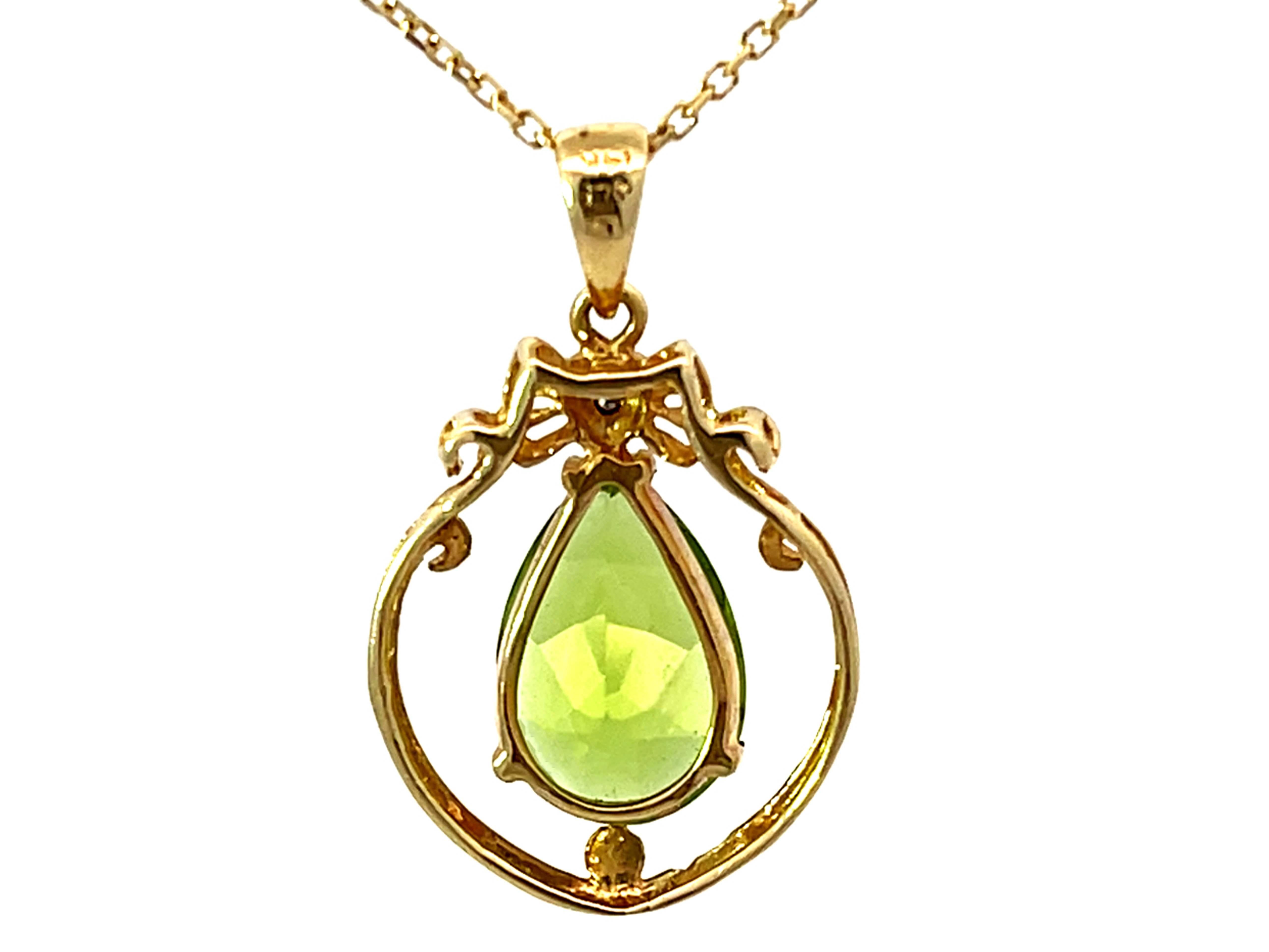Peridot Diamond Solid 14K Yellow Gold Pendant Necklace For Sale 1